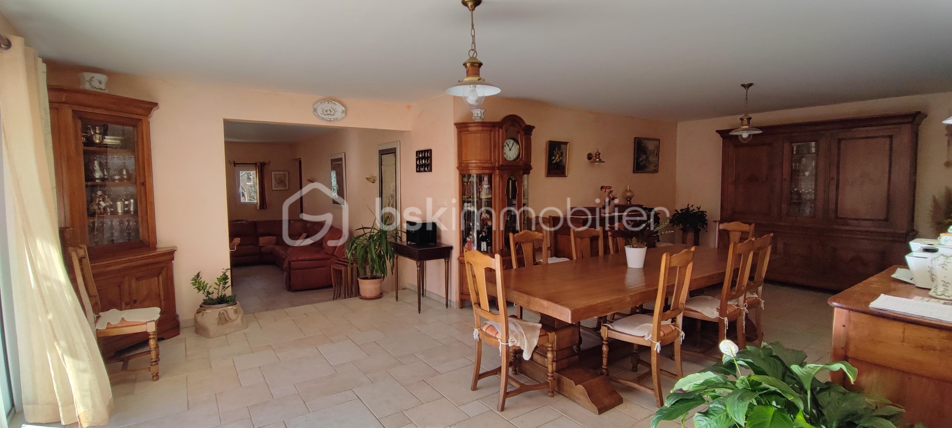 Maison traditionnelle de 250 m² - werts S a M 2.jpg