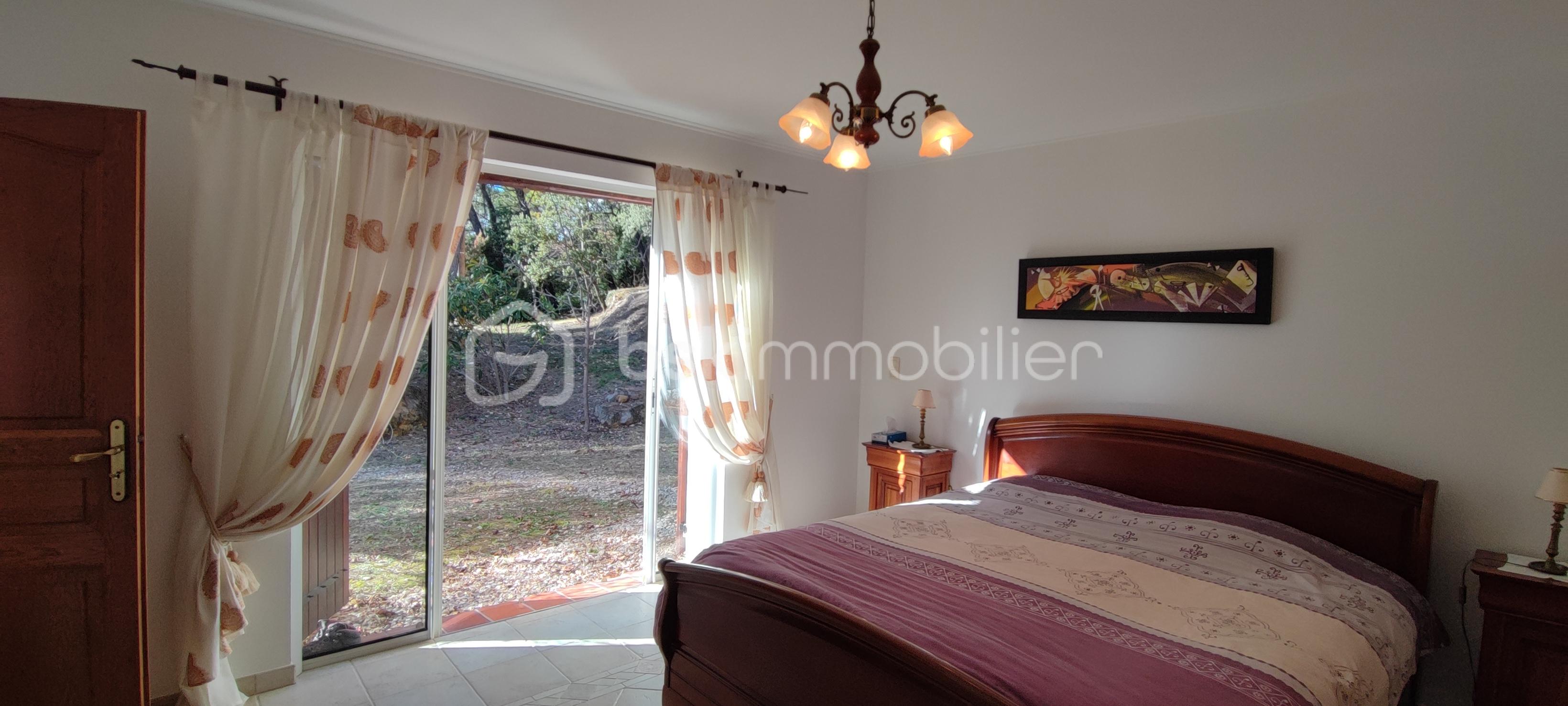 Maison traditionnelle de 250 m² - werts CH RDC 2(1).jpg