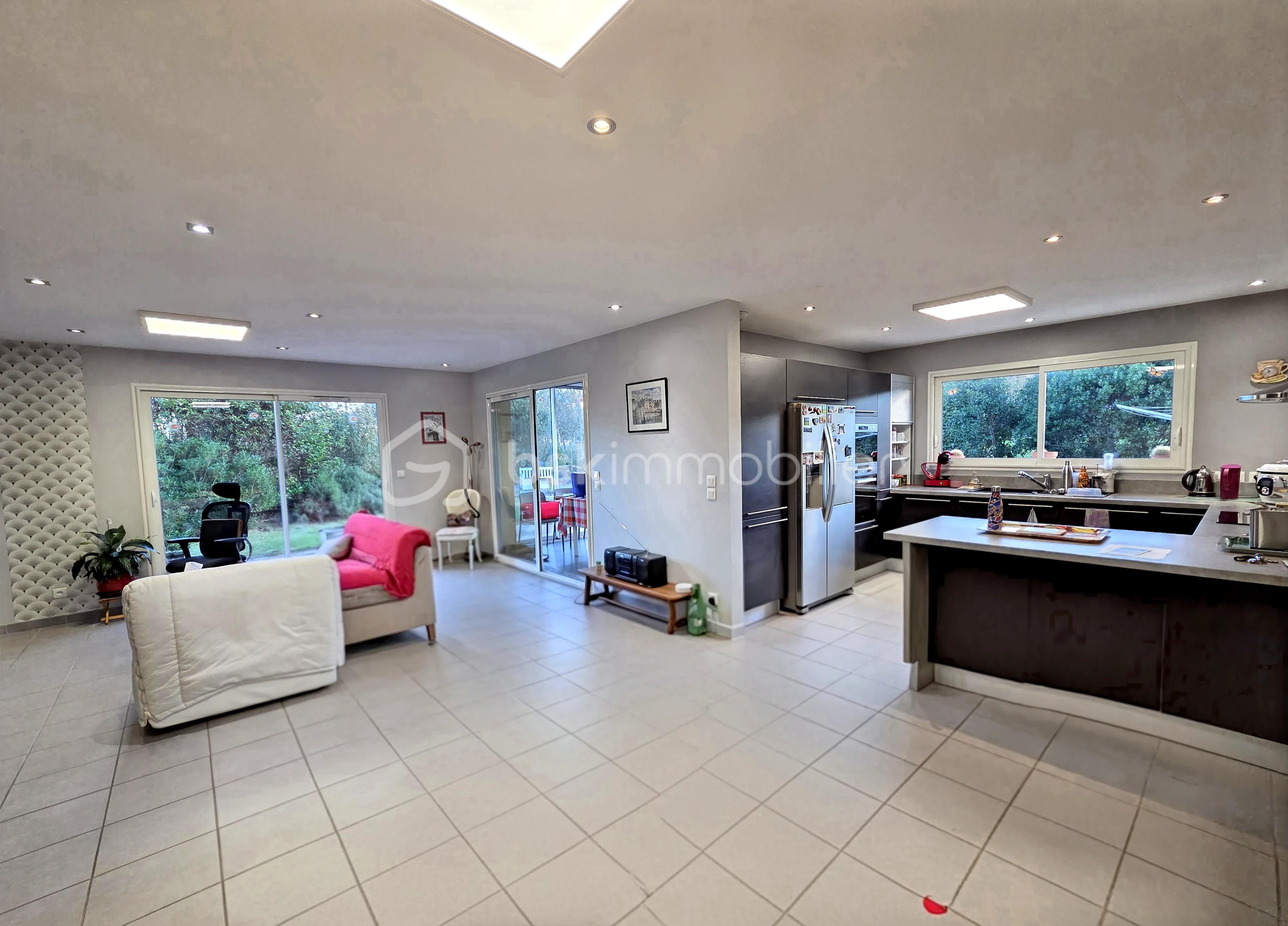 Maison contemporaine de 133 m² - liloo-downloaderZz6WNs