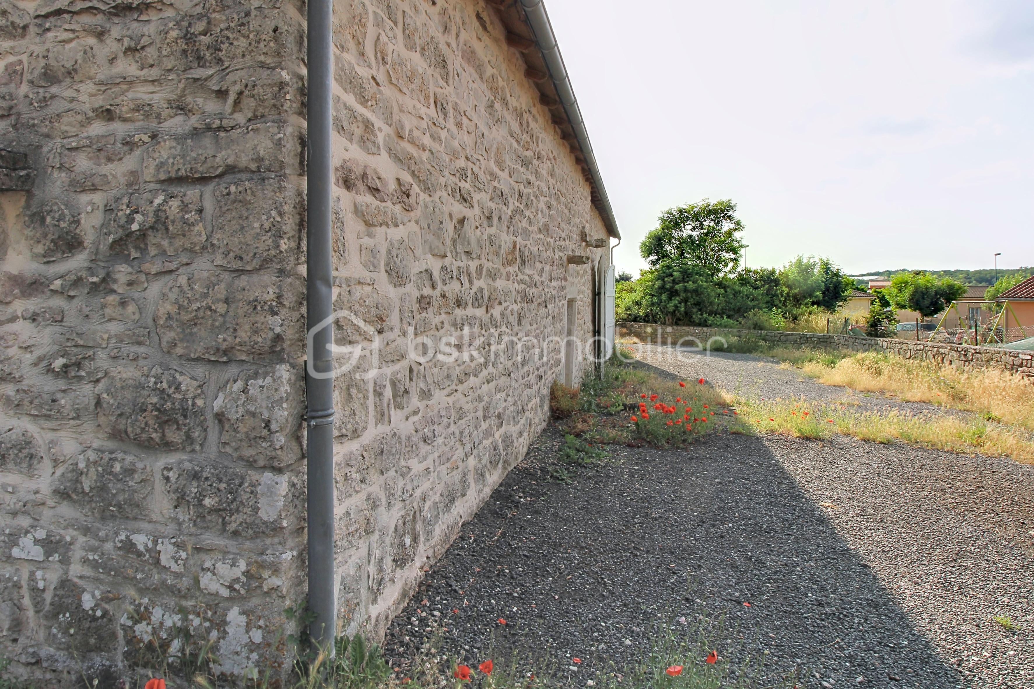 Corps de ferme de 110 m² - demo-tour-10-main-street_00001(57).jpeg