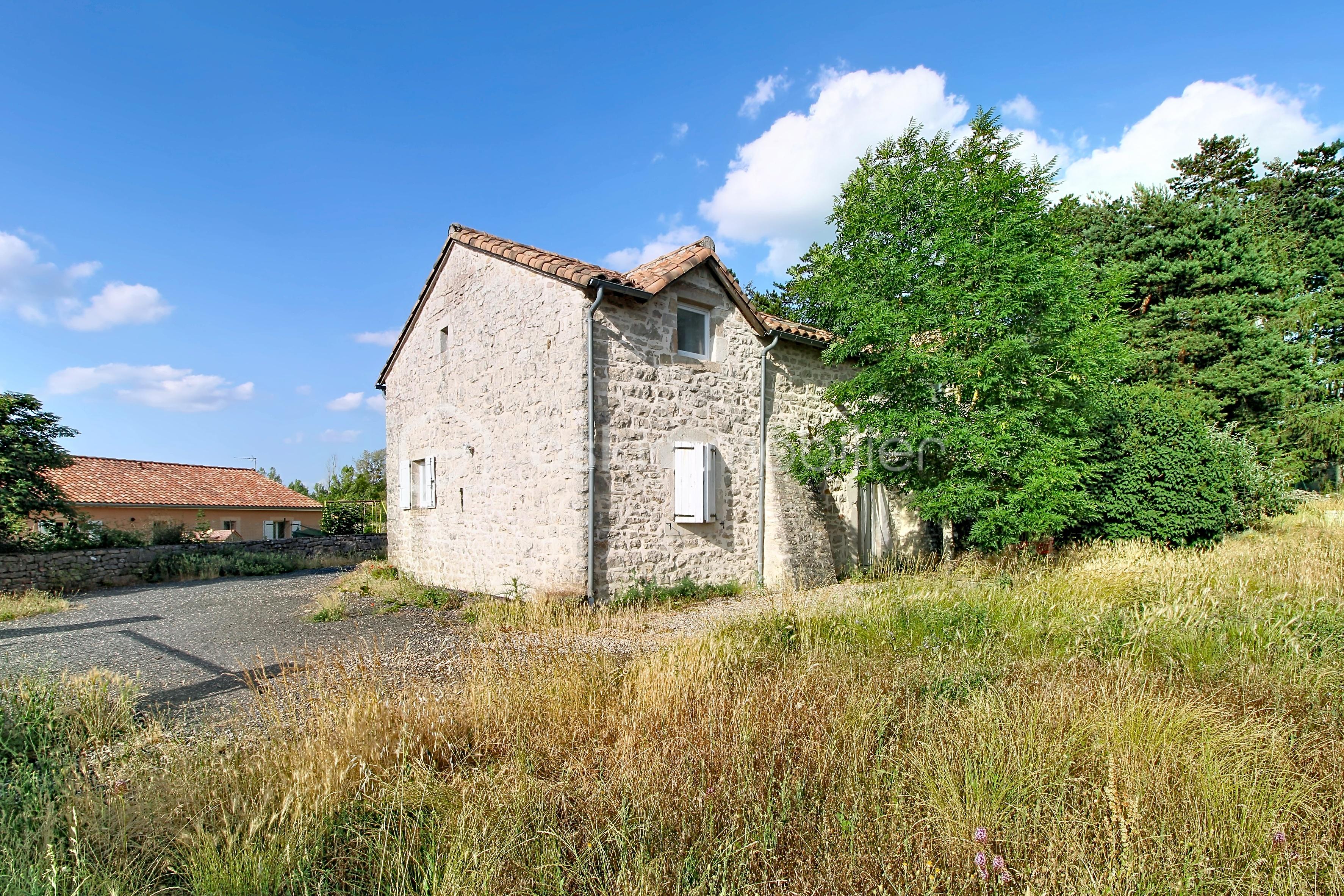 Corps de ferme de 110 m² - demo-tour-10-main-street_00001(53).jpeg