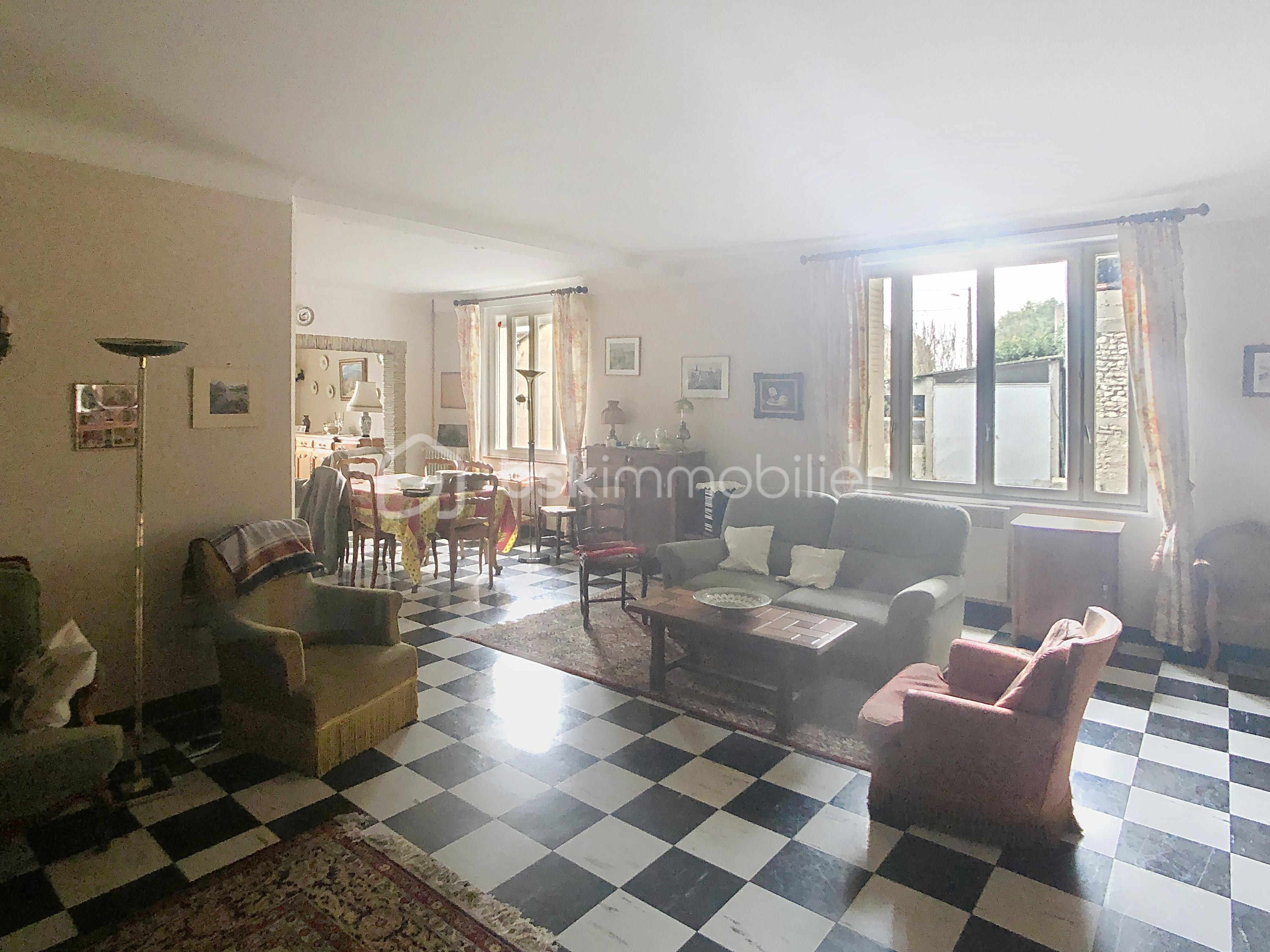 Maison de 241 m² - gondrecille_00012.jpg