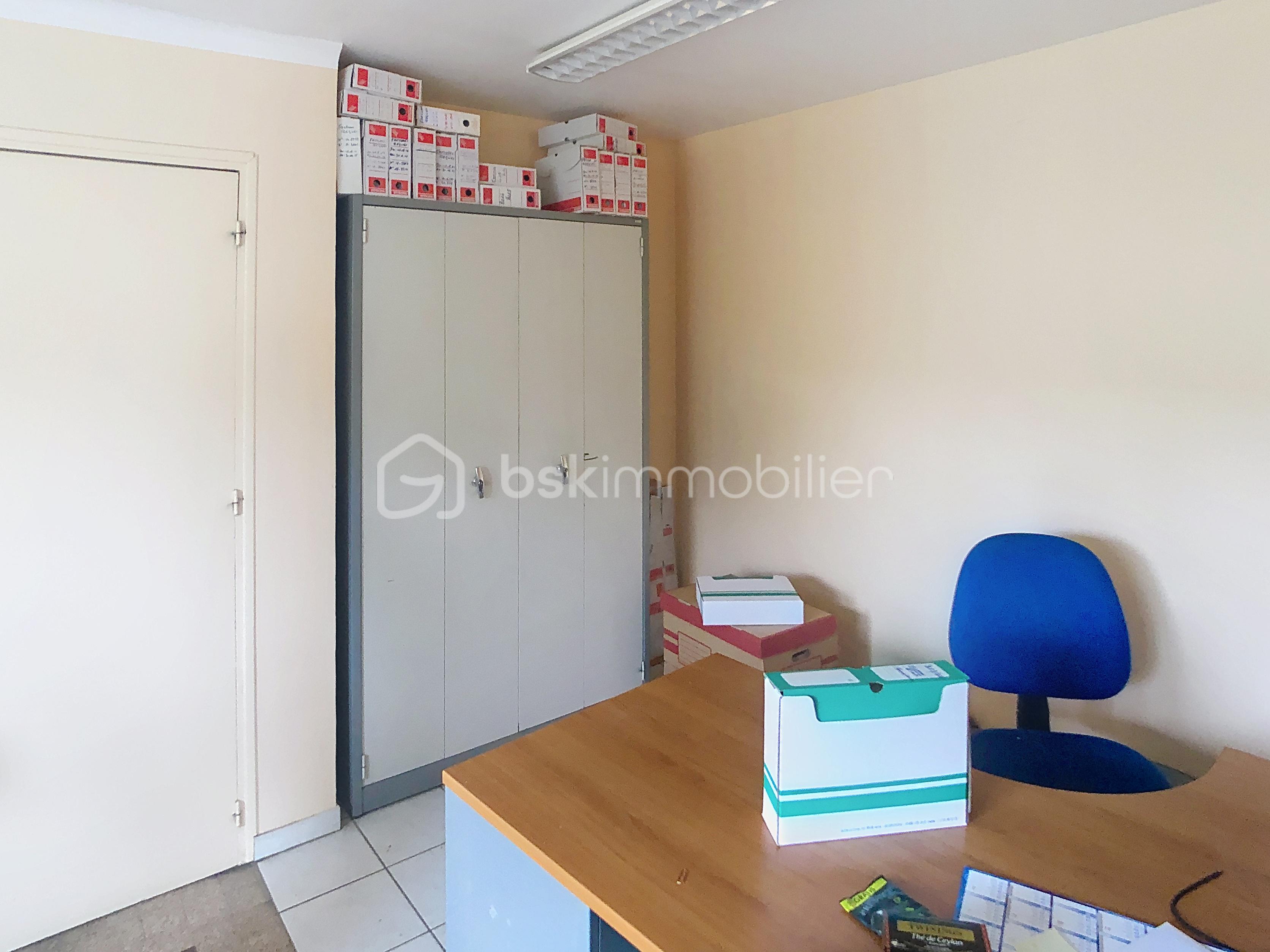 Maison de 241 m² - gondrecille_00002.jpg