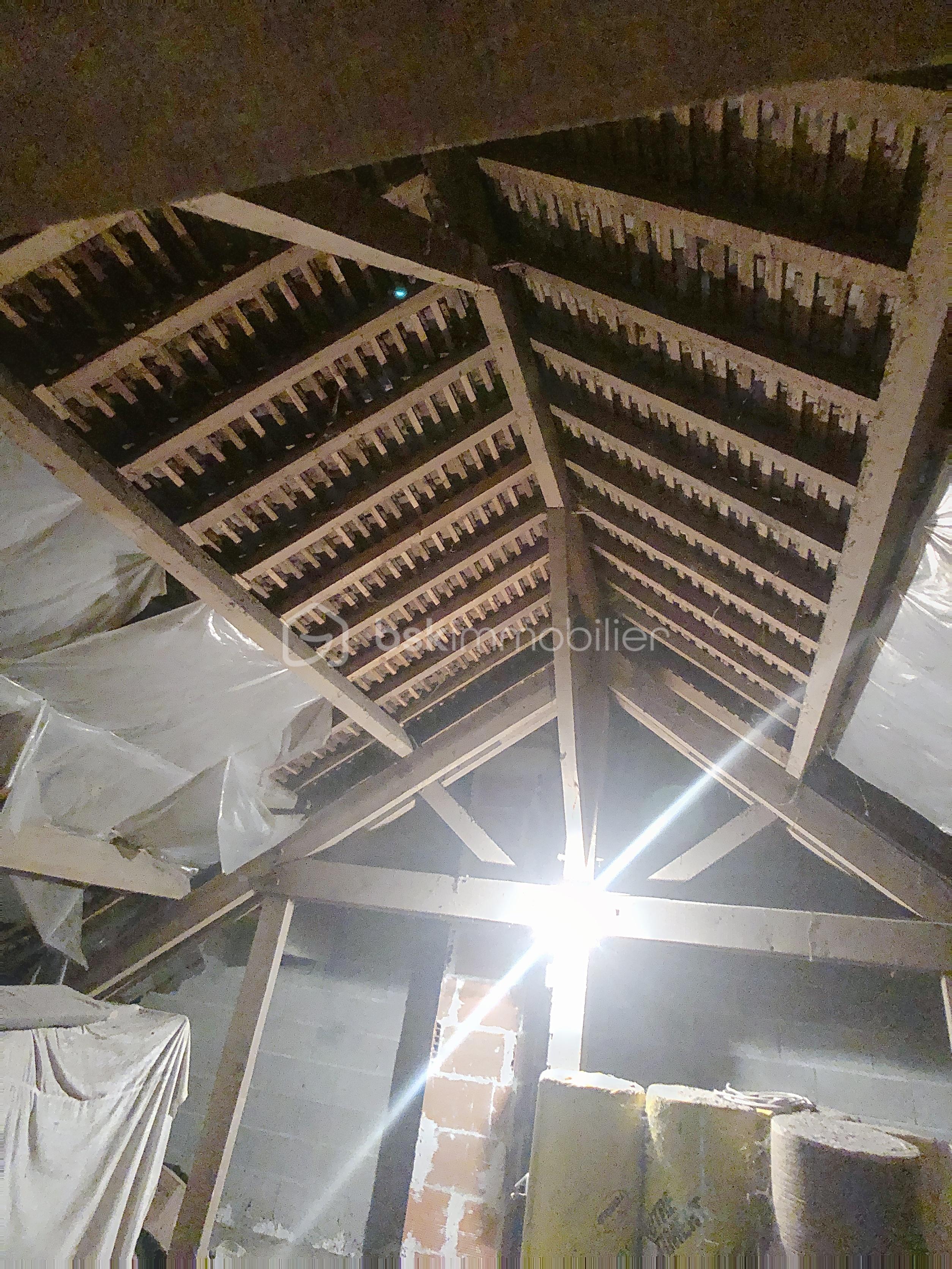 Maison de 241 m² - gondrecille_00021.jpg