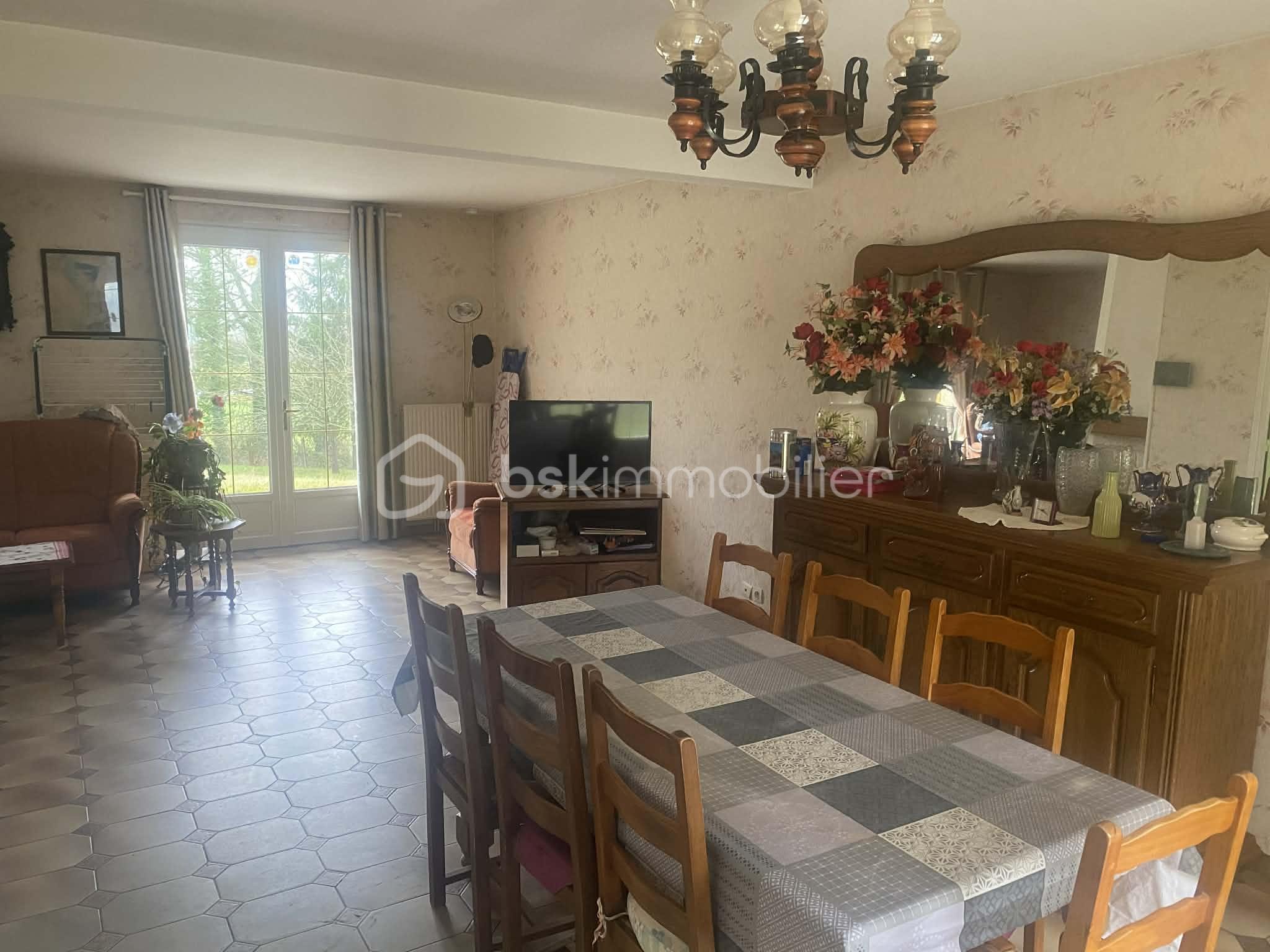 Maison de village de 163 m² - cd5cfd70-b163-40fd-b70c-cd8860a1140c.jfif