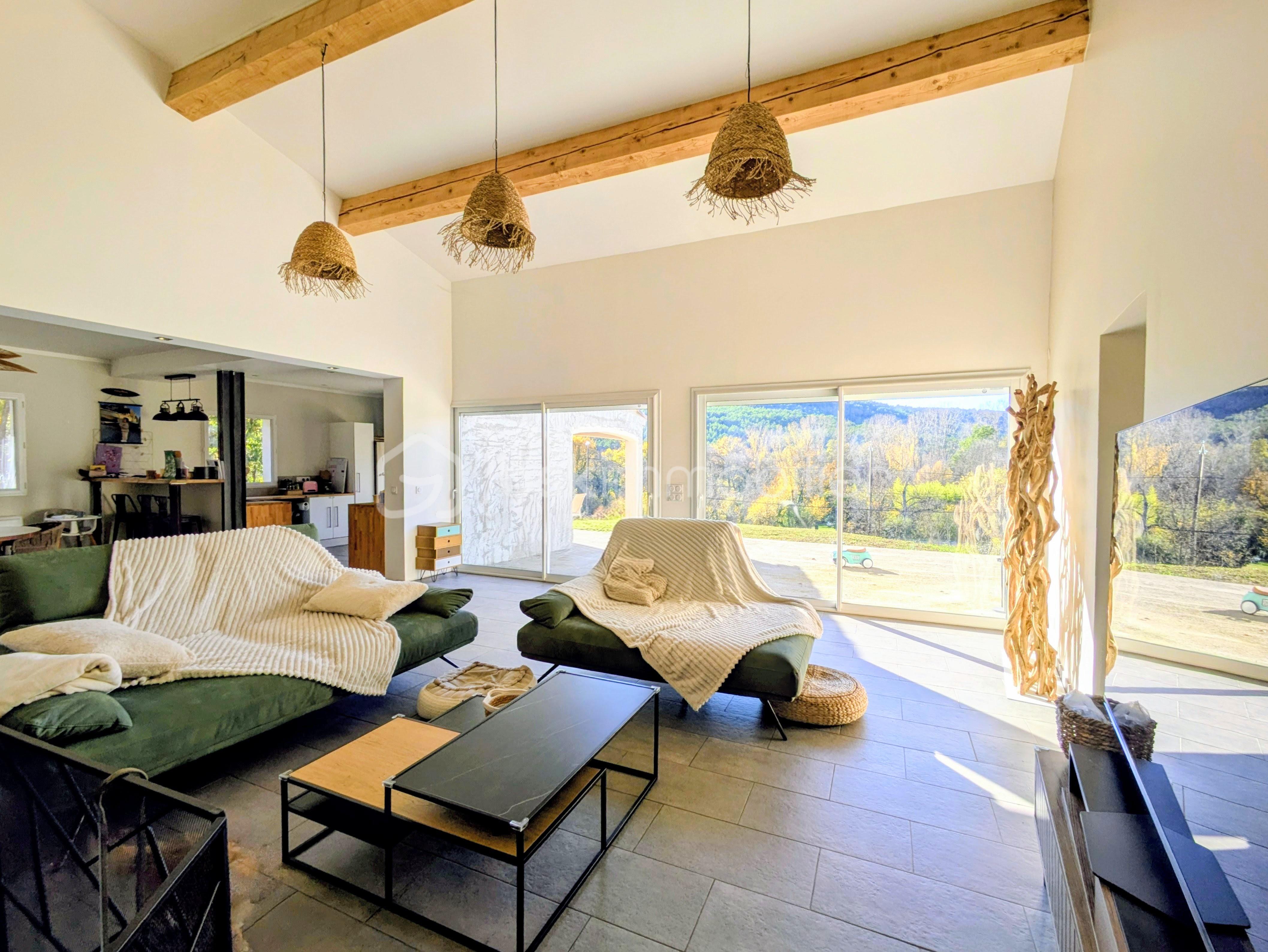 Maison contemporaine de 147 m² - PXL_20251117_123023873.RAW-01.COVER~2.jpg