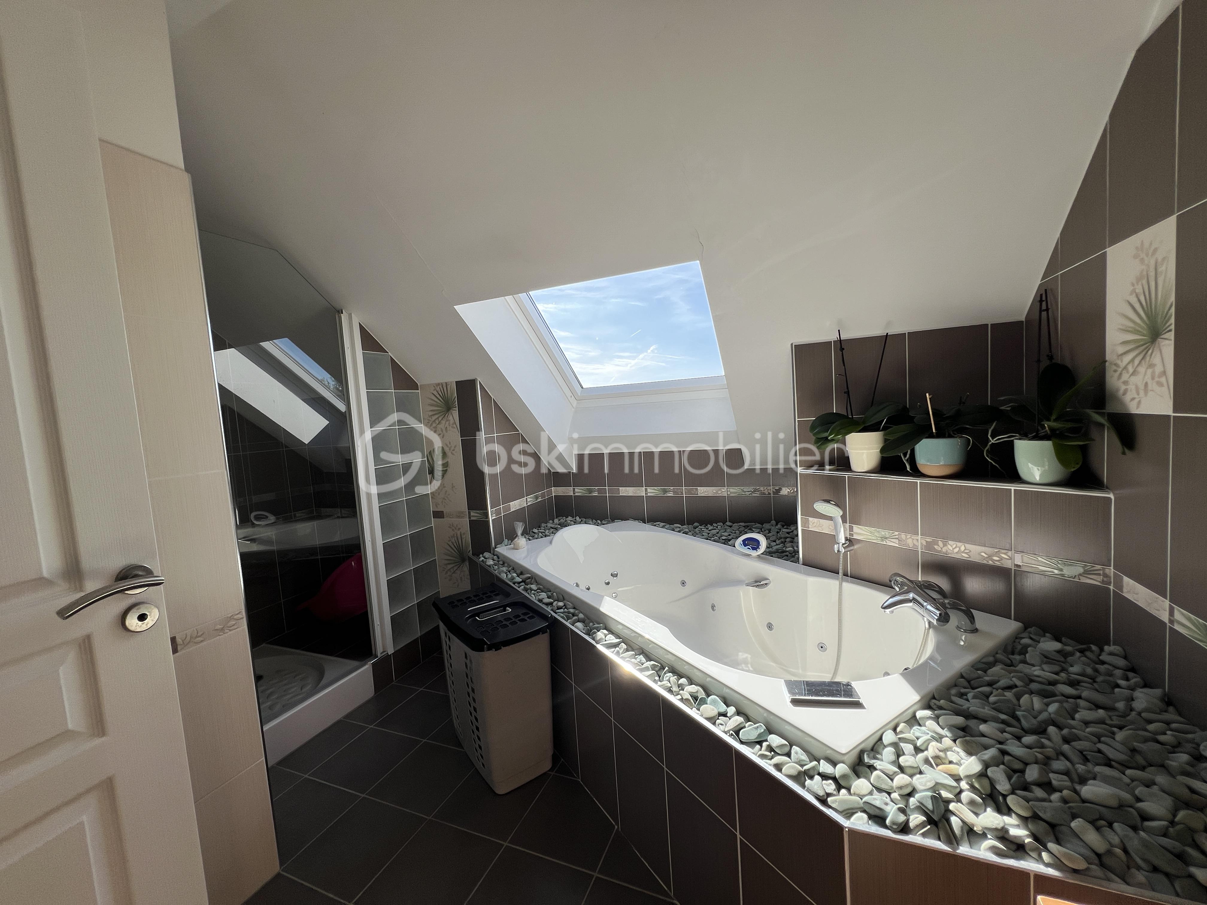 Maison de 184 m² - NICOLAS VAN DE WALLE BSK IMMOBILIER ORVILLIERS BOI 15.JPG