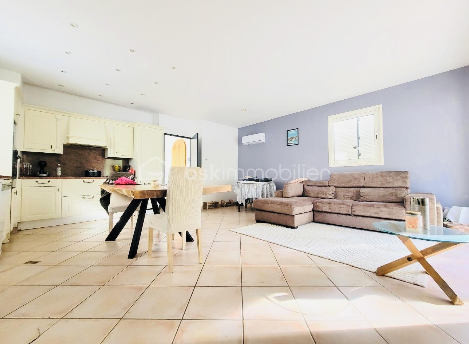 Villa de 301 m² - 08a62049-3b0e-436a-8ce0-d5d9523b131c.jpg