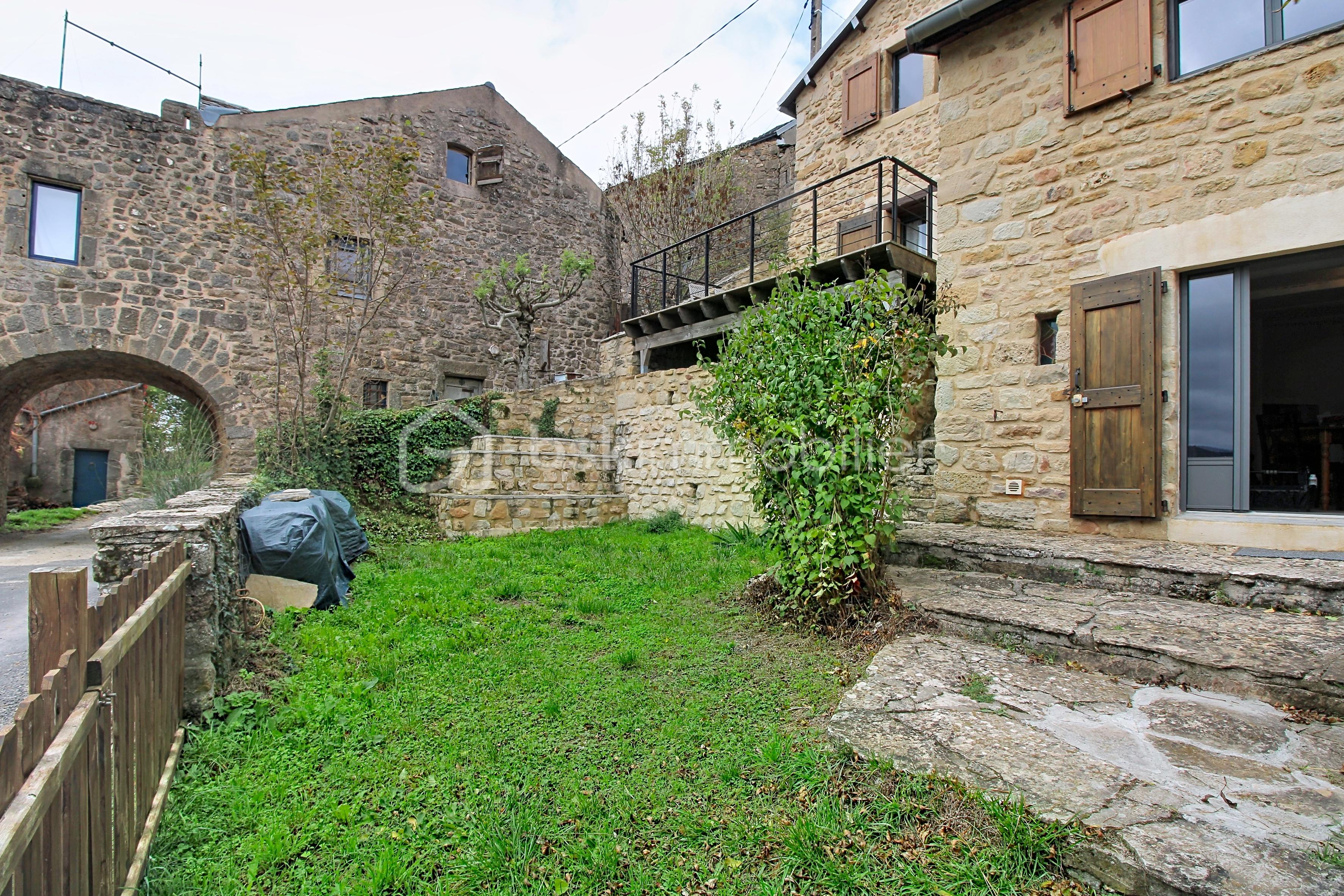 Bastide de 100 m² - demo-tour-10-main-street_00001(63).jpeg