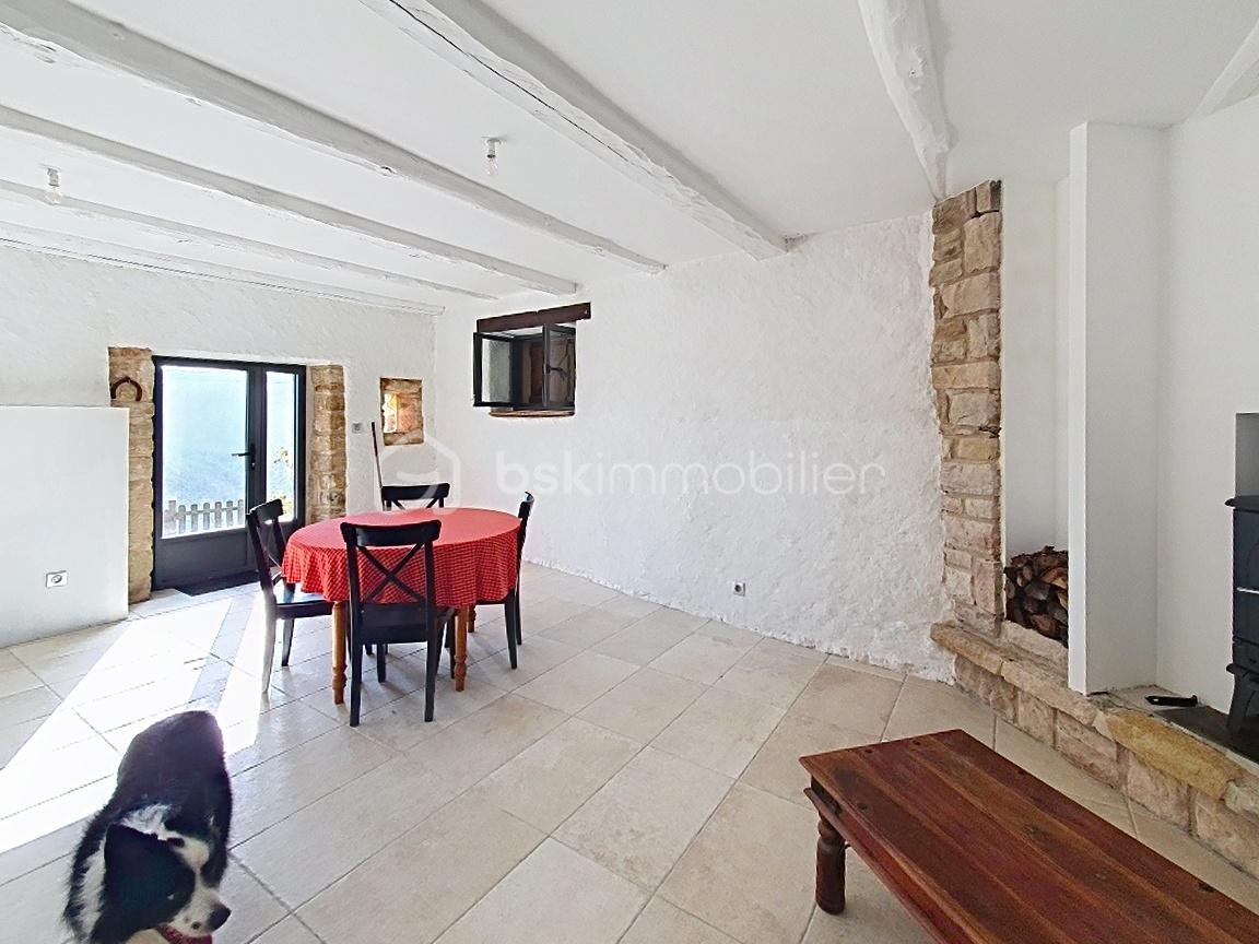 Bastide de 100 m² - demo-tour-10-main-street_00001(64).jpeg