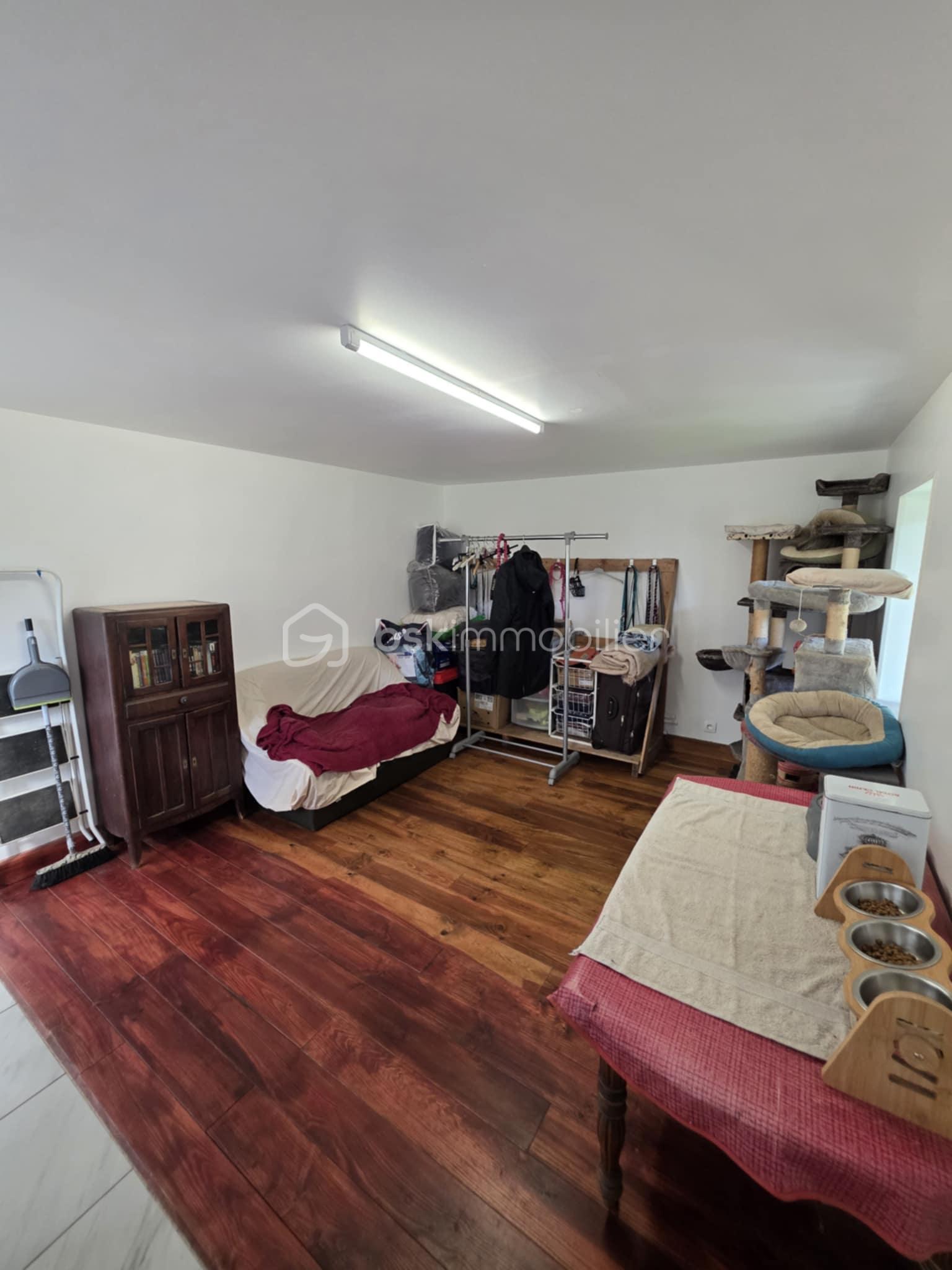 Maison de 91 m² - bac45b64-b682-42d7-bab9-53d56f1ce116.jpg