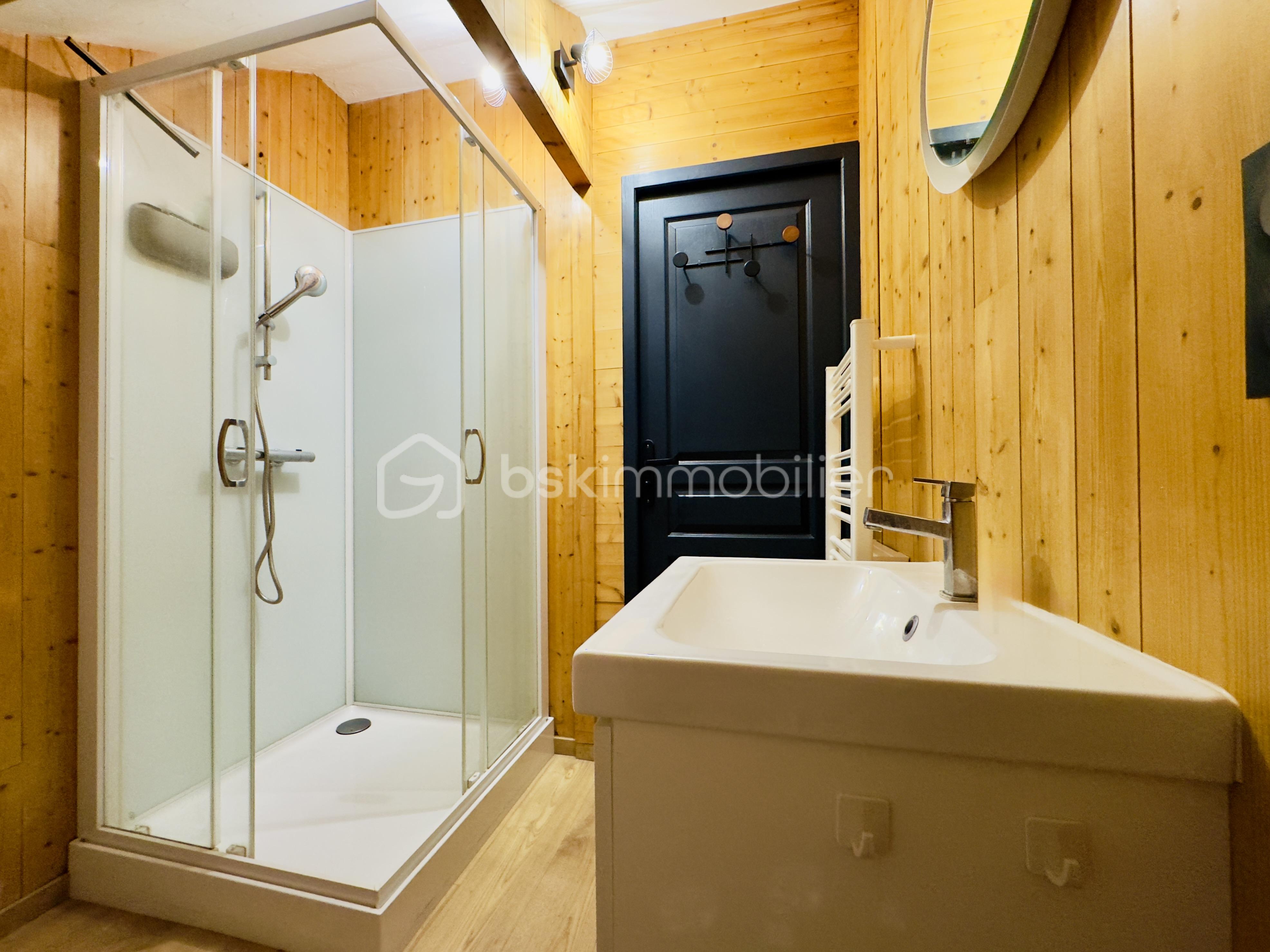 salle de douche.jpeg