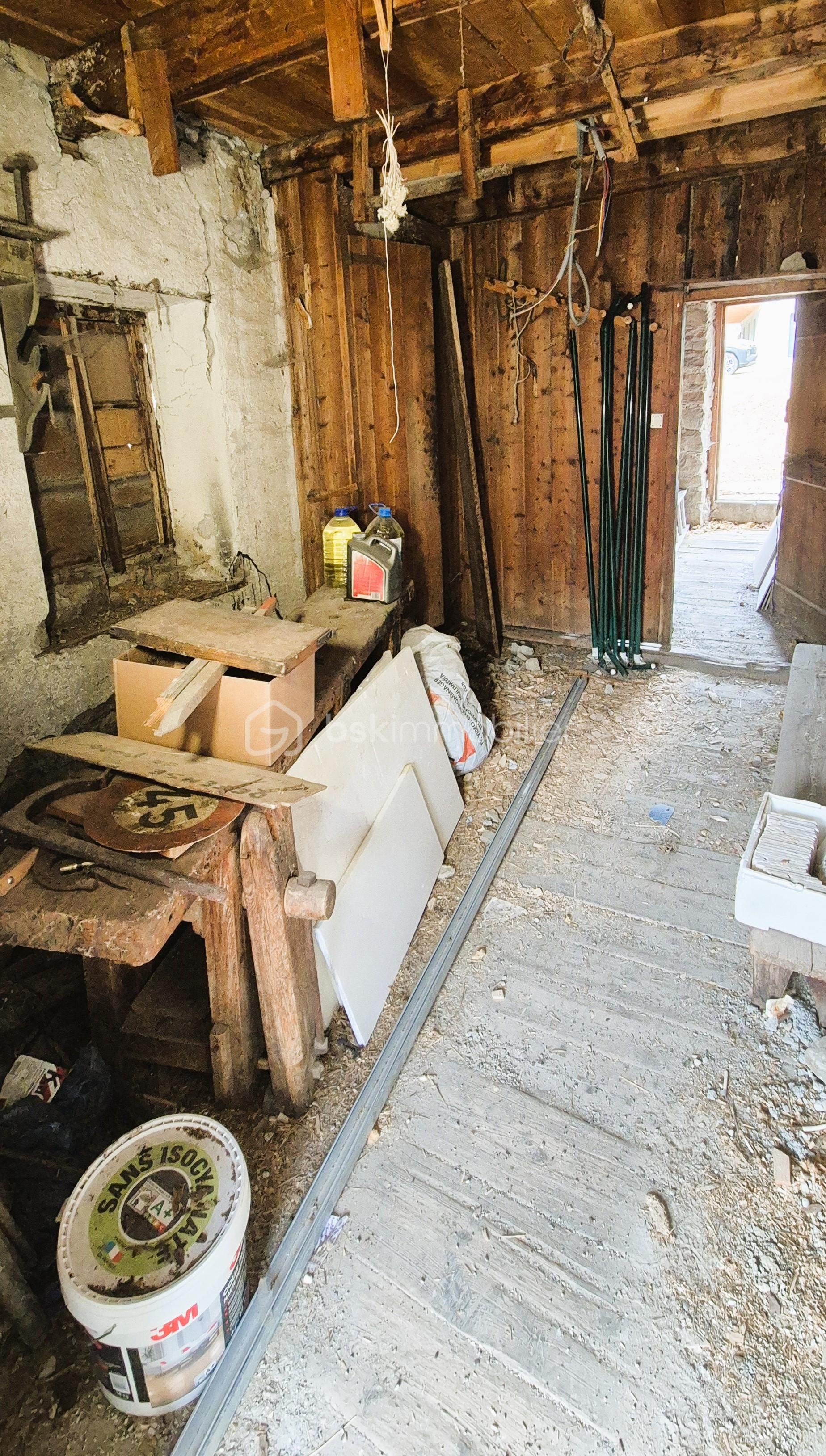 Corps de ferme de 180 m² - 20251115_142834.jpg