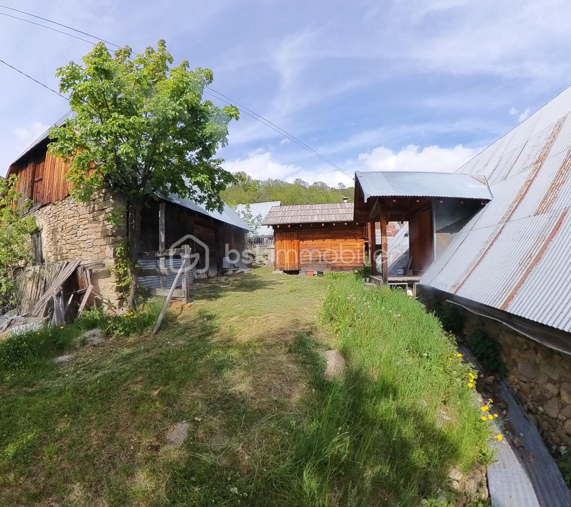 Corps de ferme de 180 m² - 20250607_104358_200.jpg
