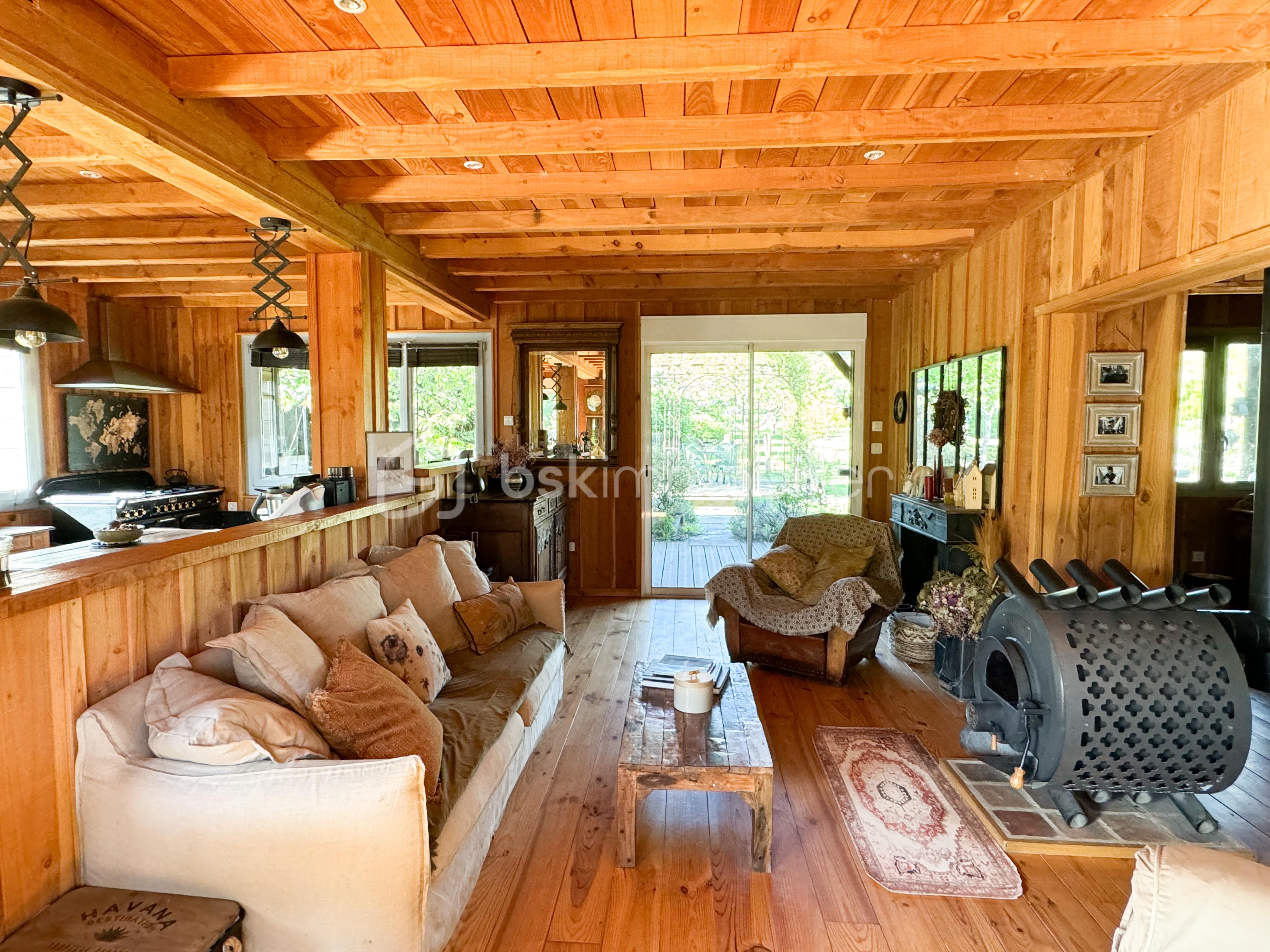 GOBIN CHALET boisIMG_4416.JPG