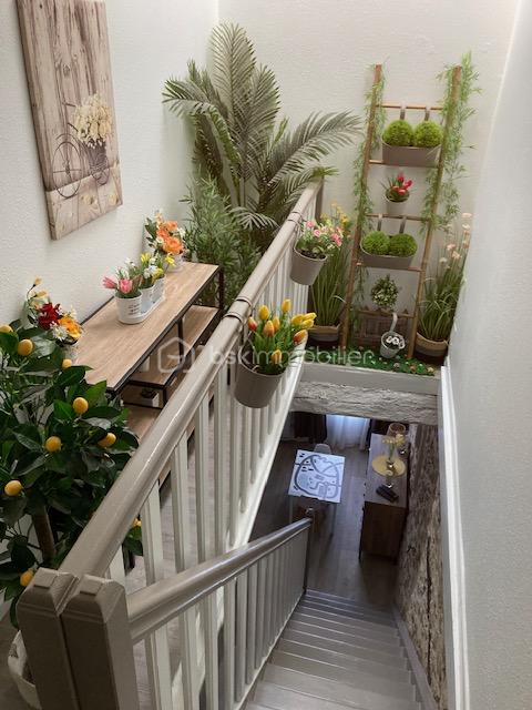 Maison de village de 180 m² - Maison de village avec patio et garage Bouleternere (42).jpg