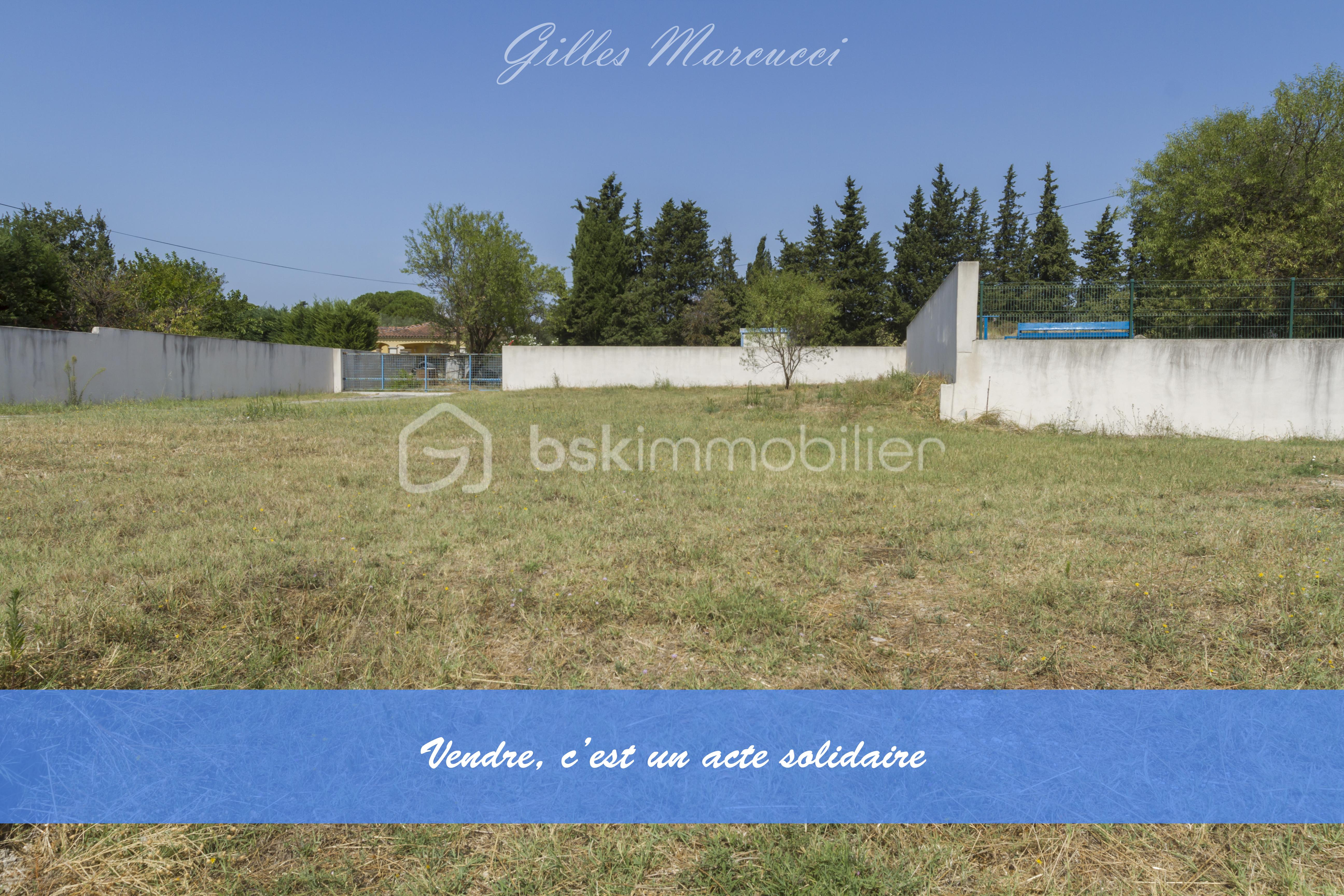 Terrain de 606 m²