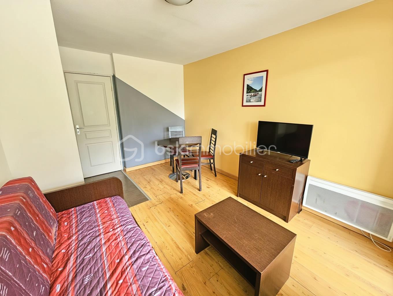 Appartement de 28 m² - WhatsApp Image 2025-08-26 at 11.13.34-61148.jpg