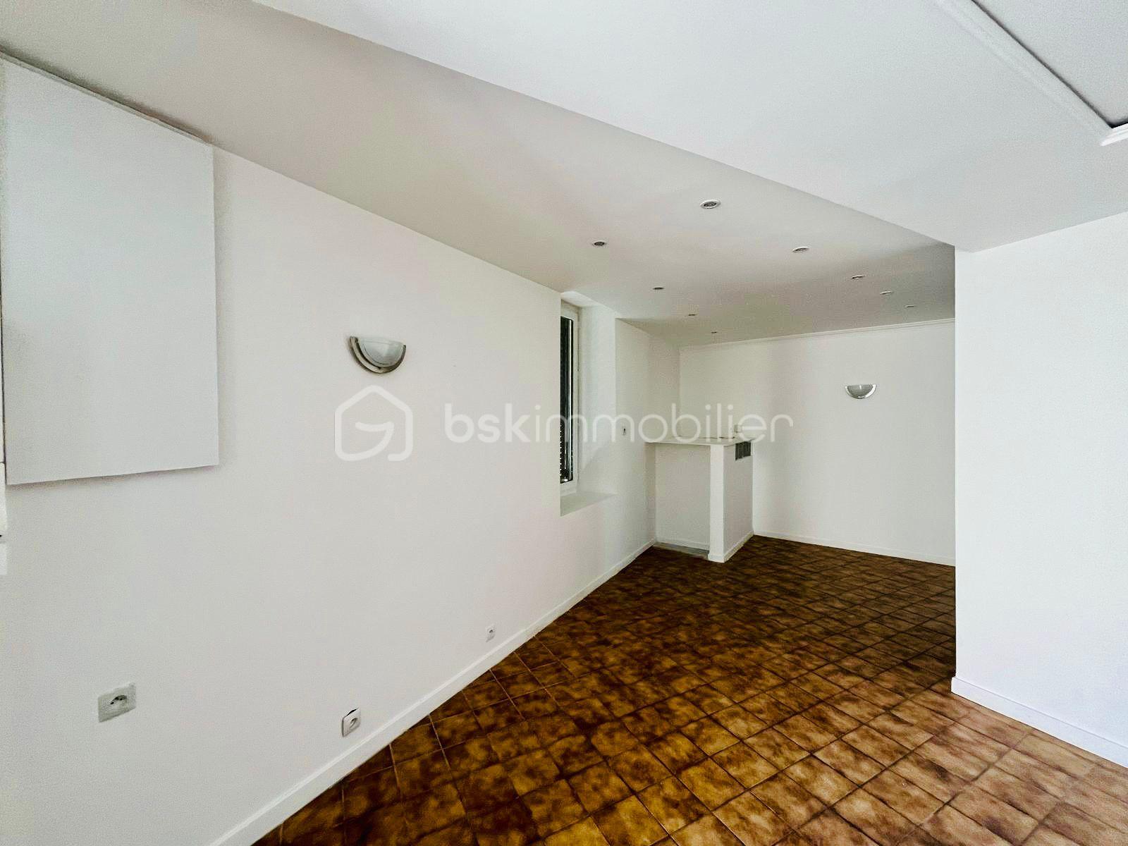 Immeuble de 170 m² - 1000063027.jpg