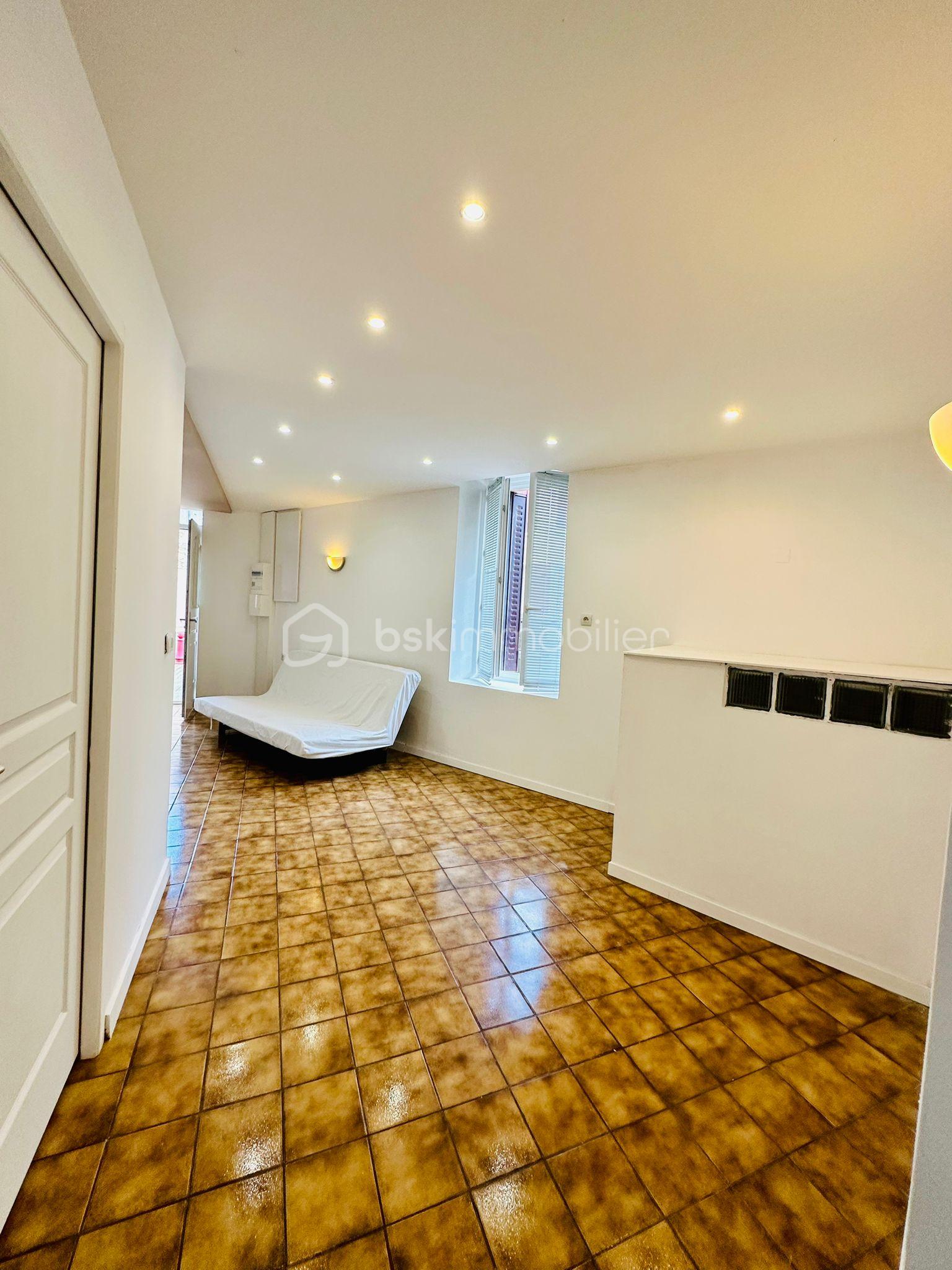 Immeuble de 170 m² - 1000063042.jpg