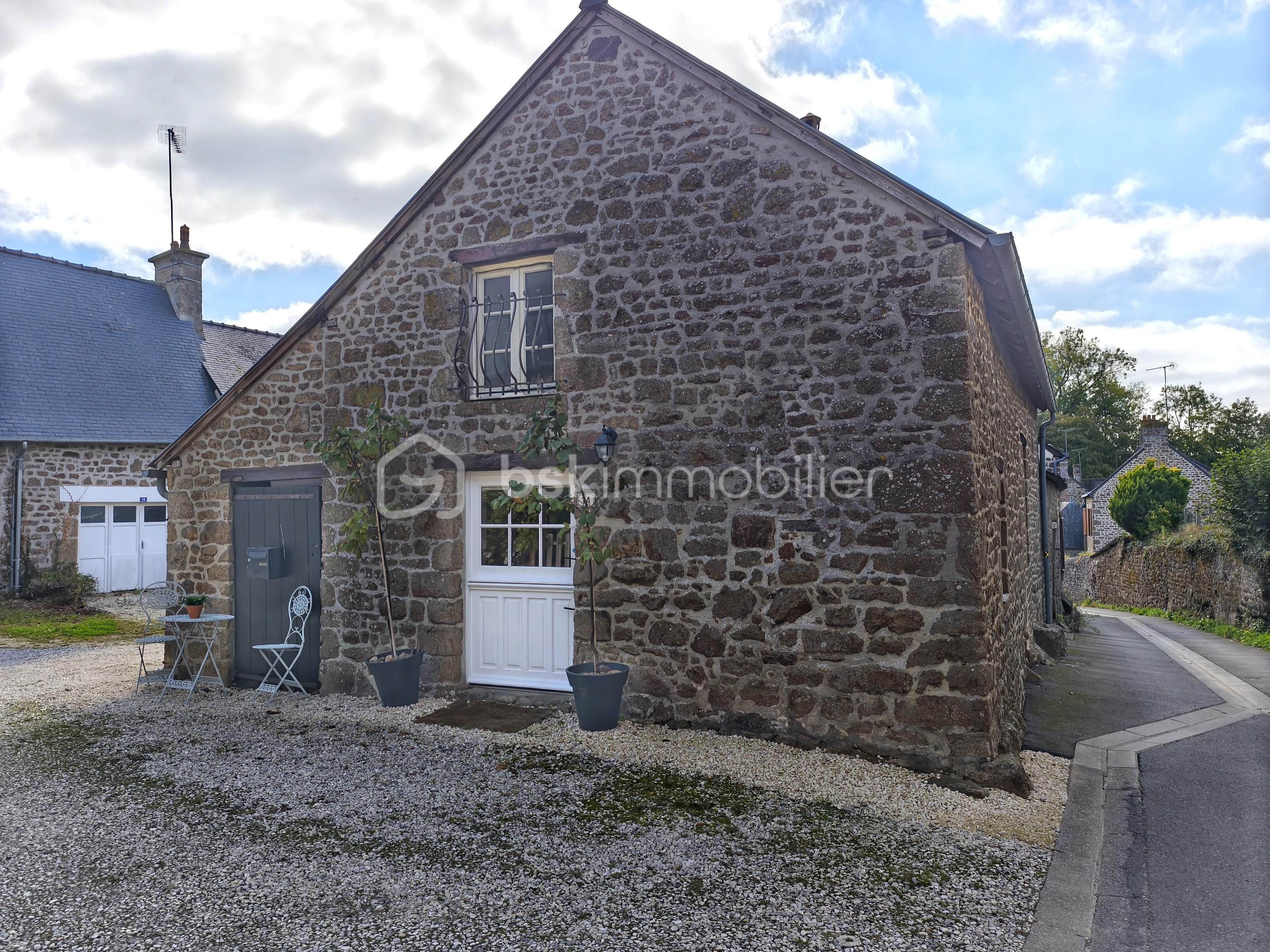 Maison ancienne de 64 m² - liloo-downloaderilXpBH