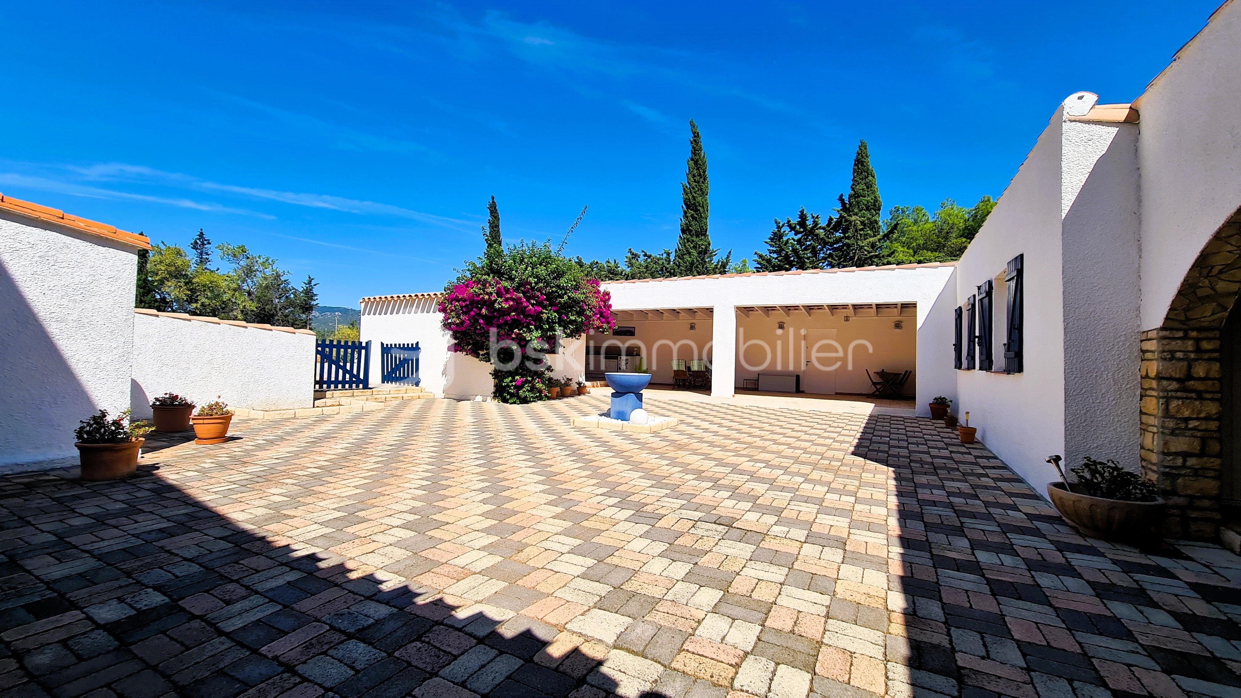 Demeure de 299 m² - 20250722_113554-min.jpg