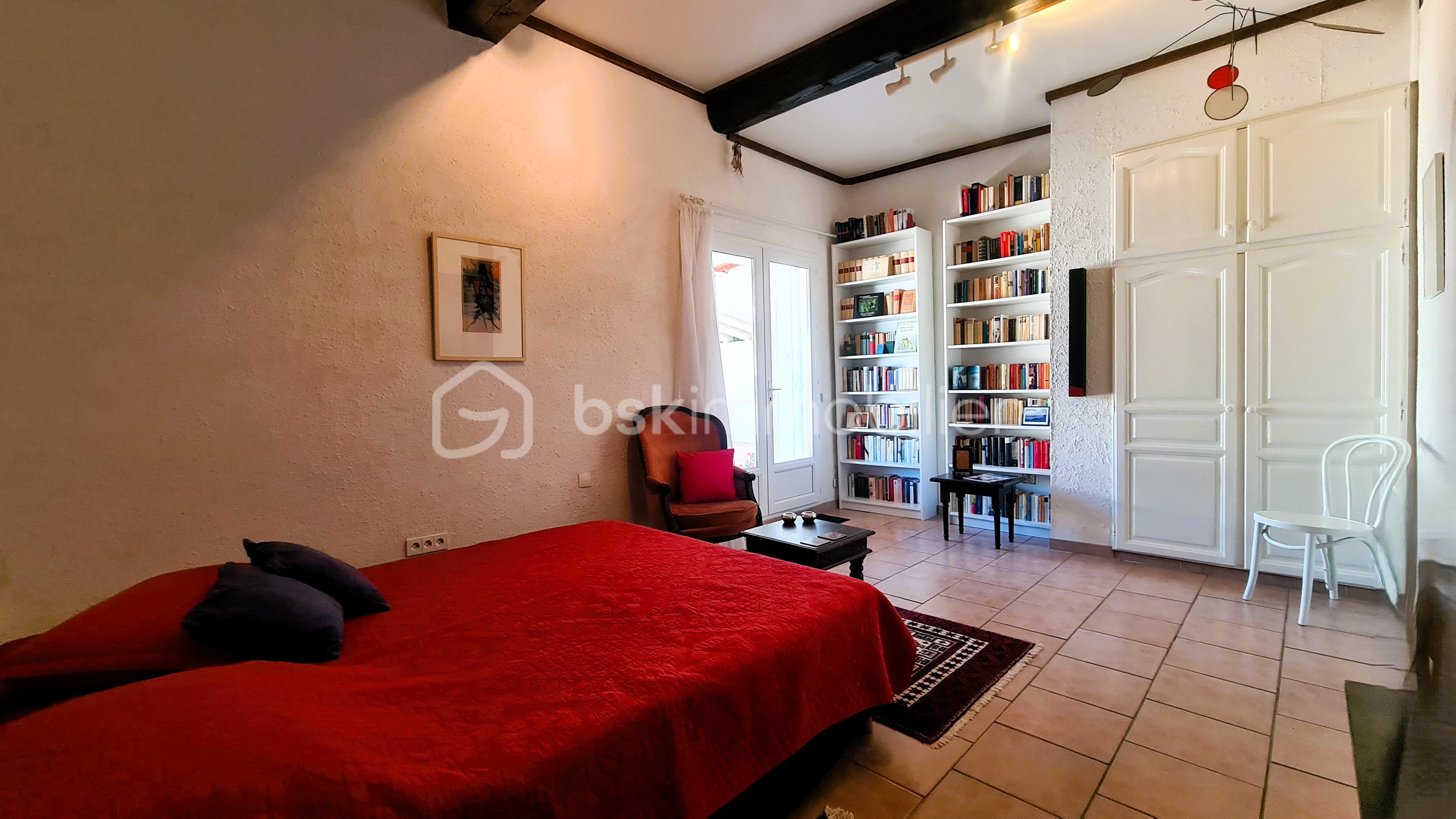 Demeure de 299 m² - 20250722_110552-min.jpg