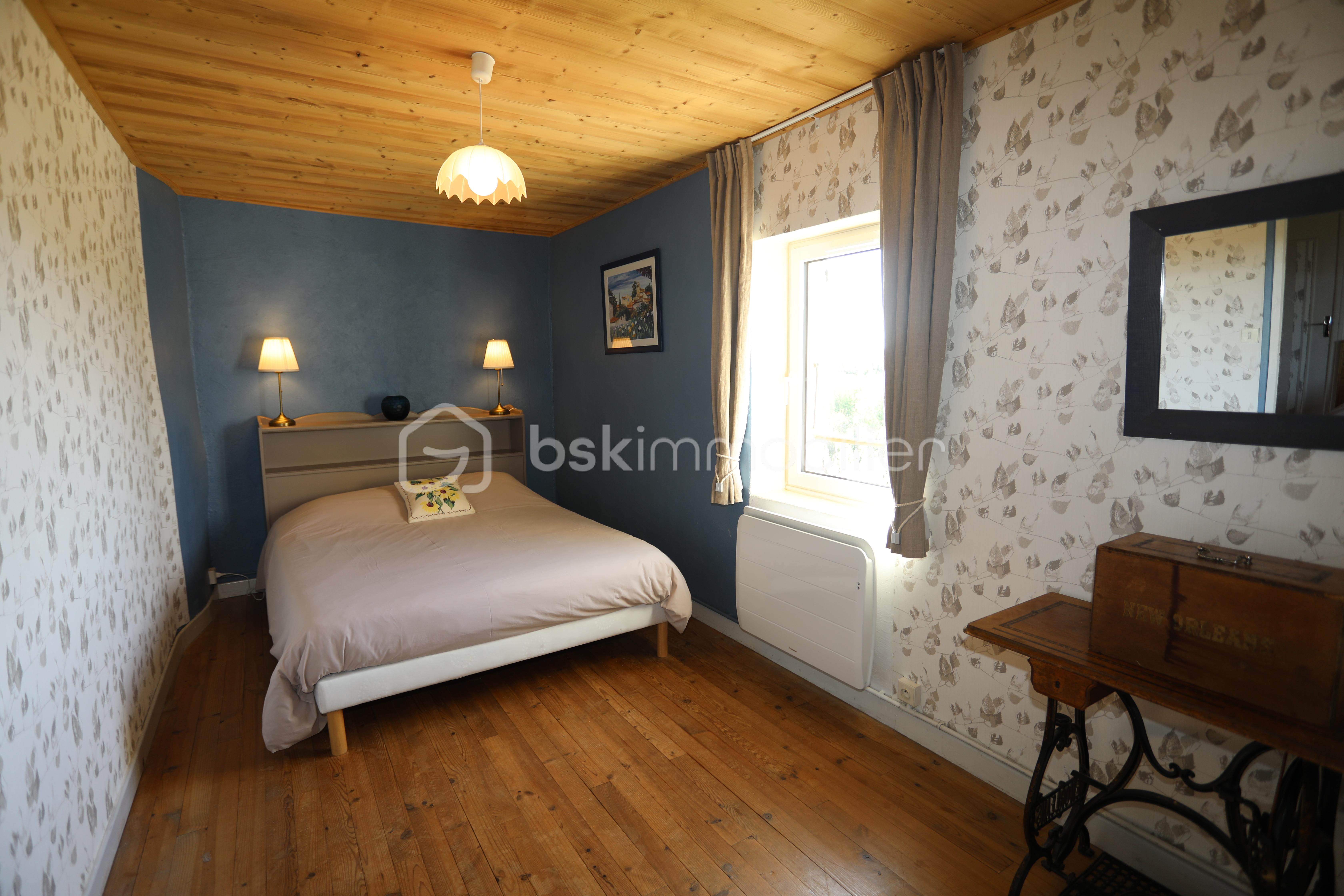 Maison en pierre de 265 m² - 23 - Chambre n°4.JPG