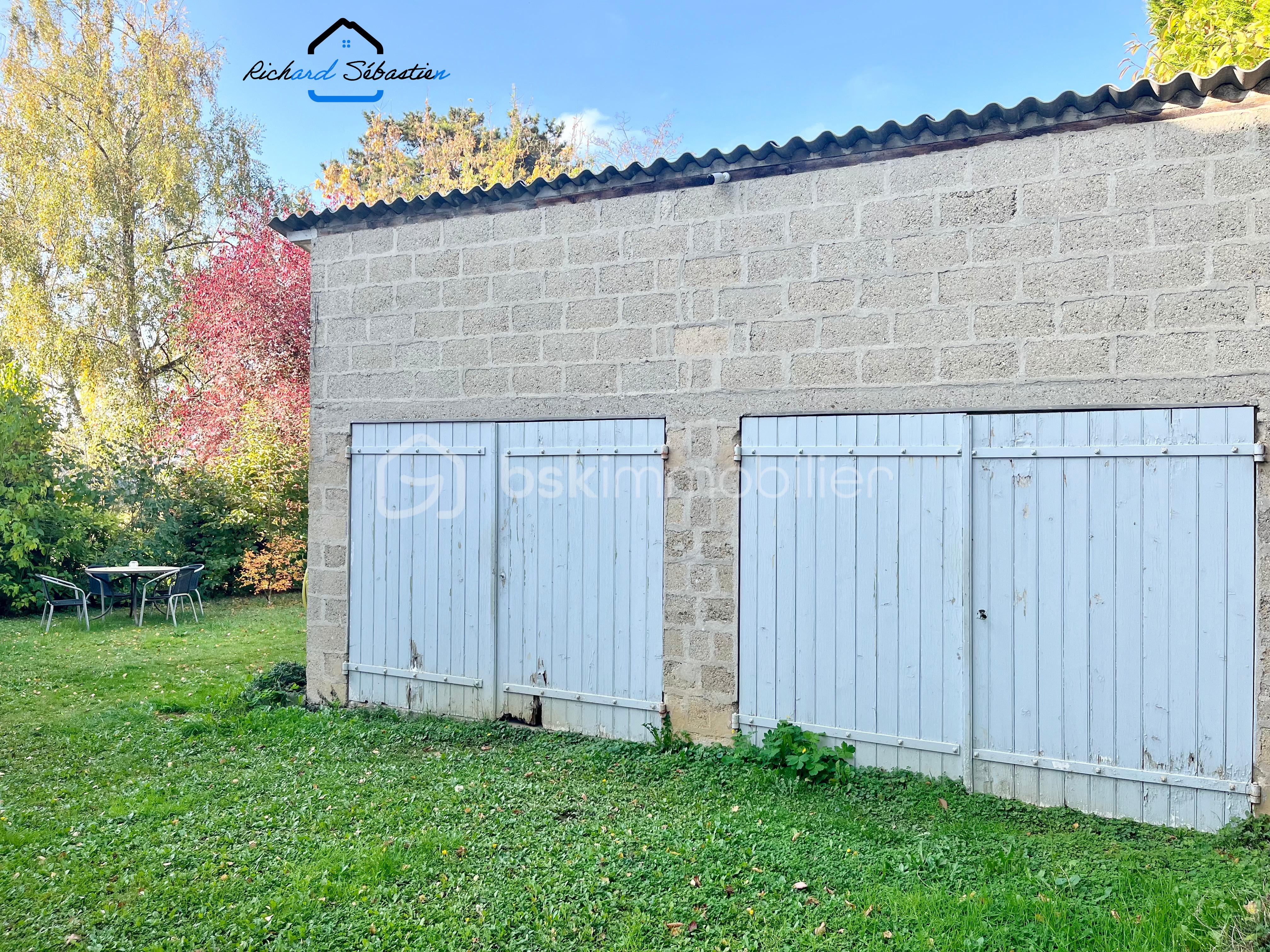 Immeuble mixte de 250 m² - IMG_9884.png