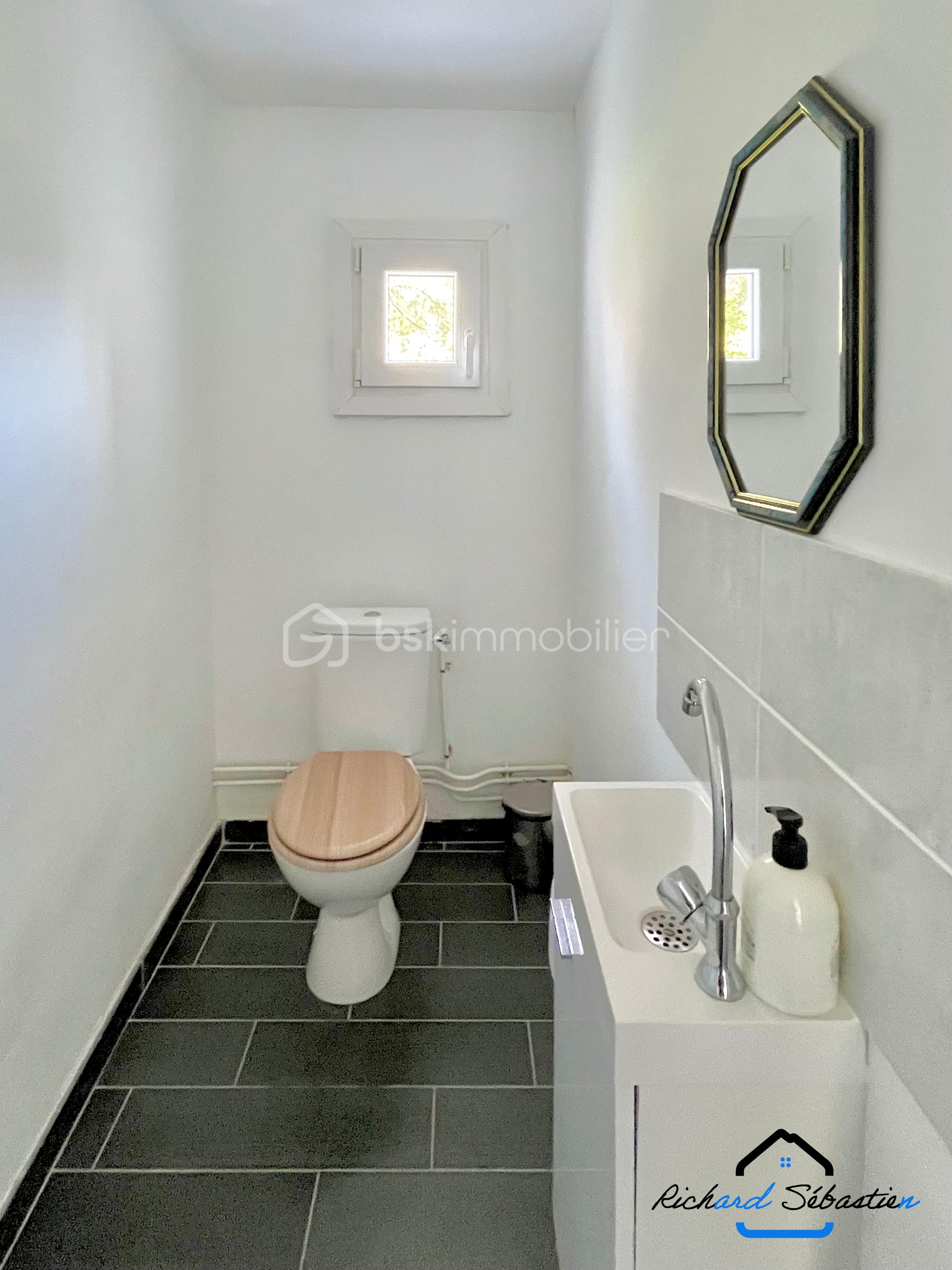 Immeuble mixte de 250 m² - IMG_9928.png