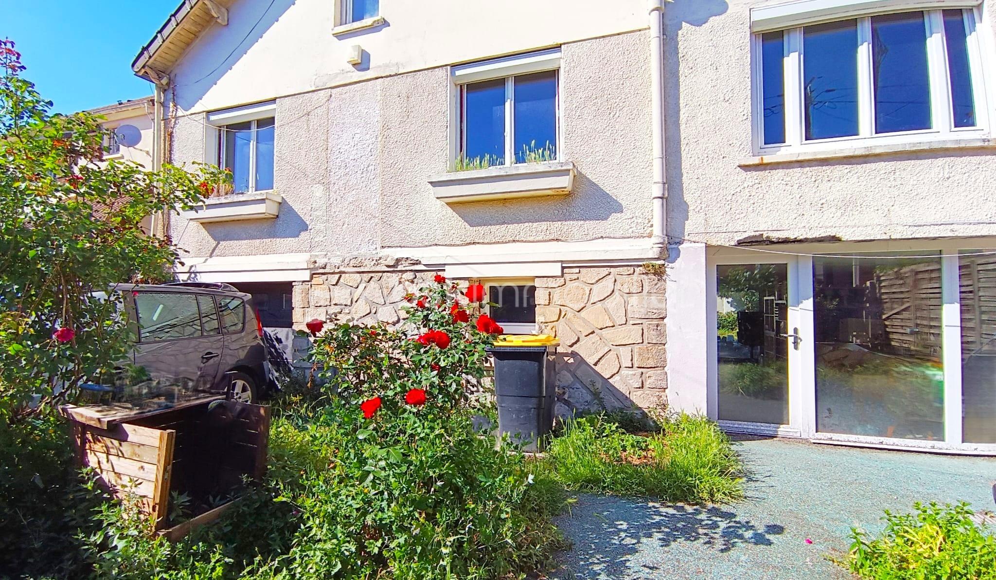 Maison de 159,49 m² - 0.jpg