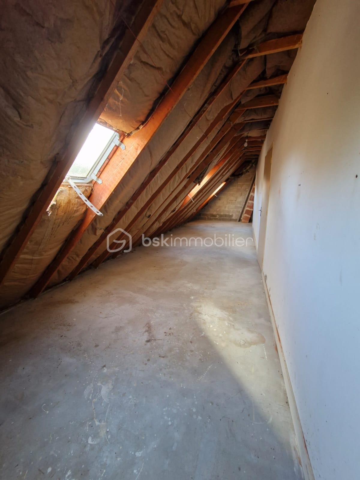 Maison de 132 m² - combles.jpg