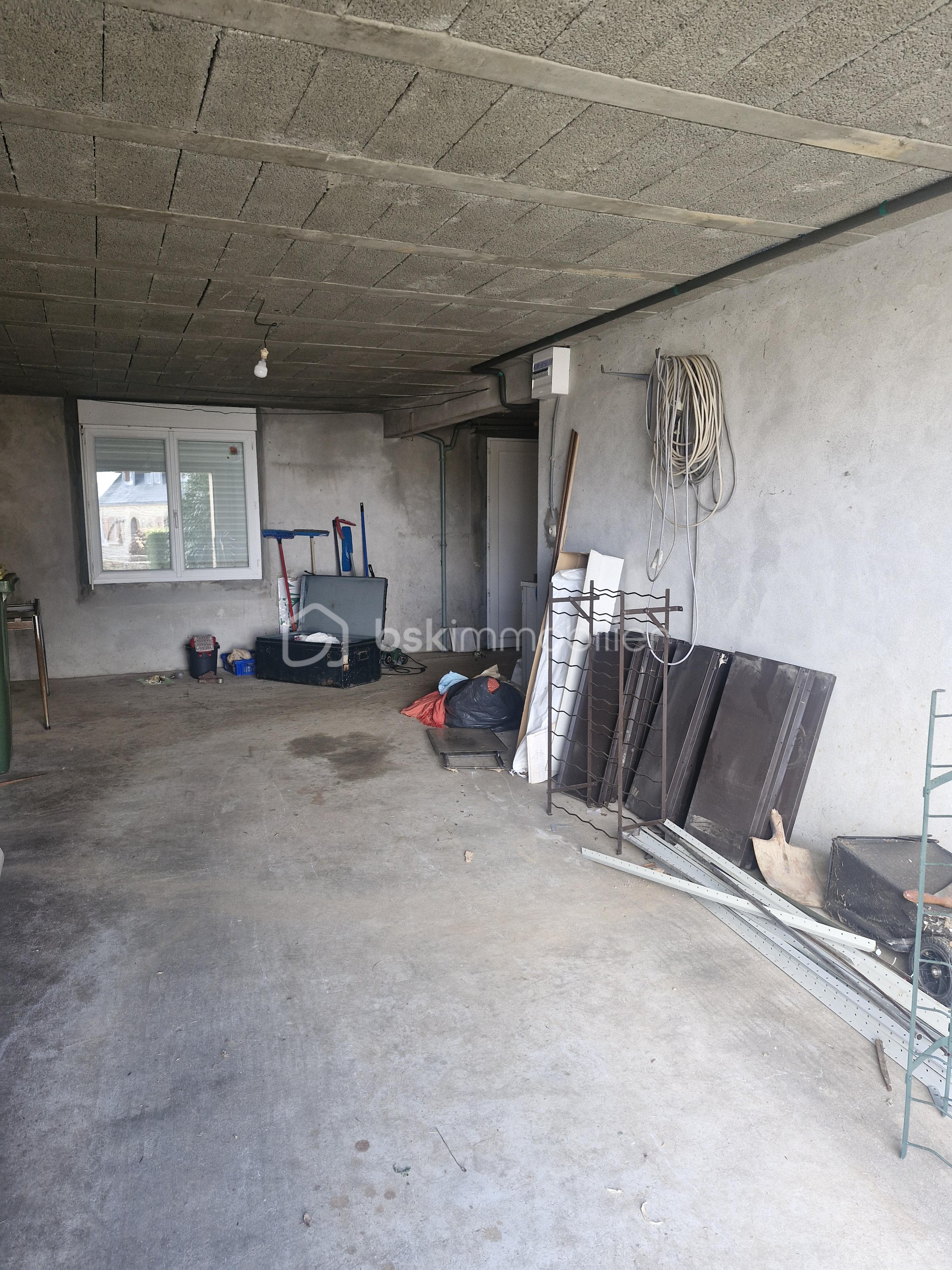 Maison de 132 m² - garage.jpg