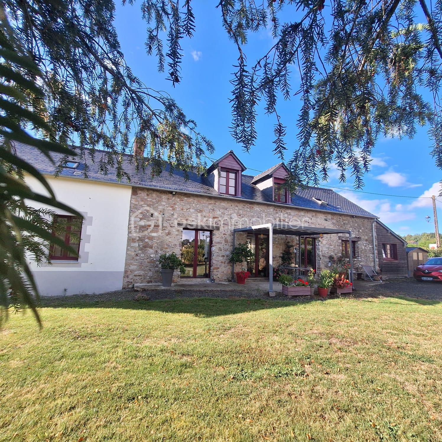 Maison en pierre de 170 m² - 5752eed0-9de9-4082-84b2-1f7c677e8bee.jpeg