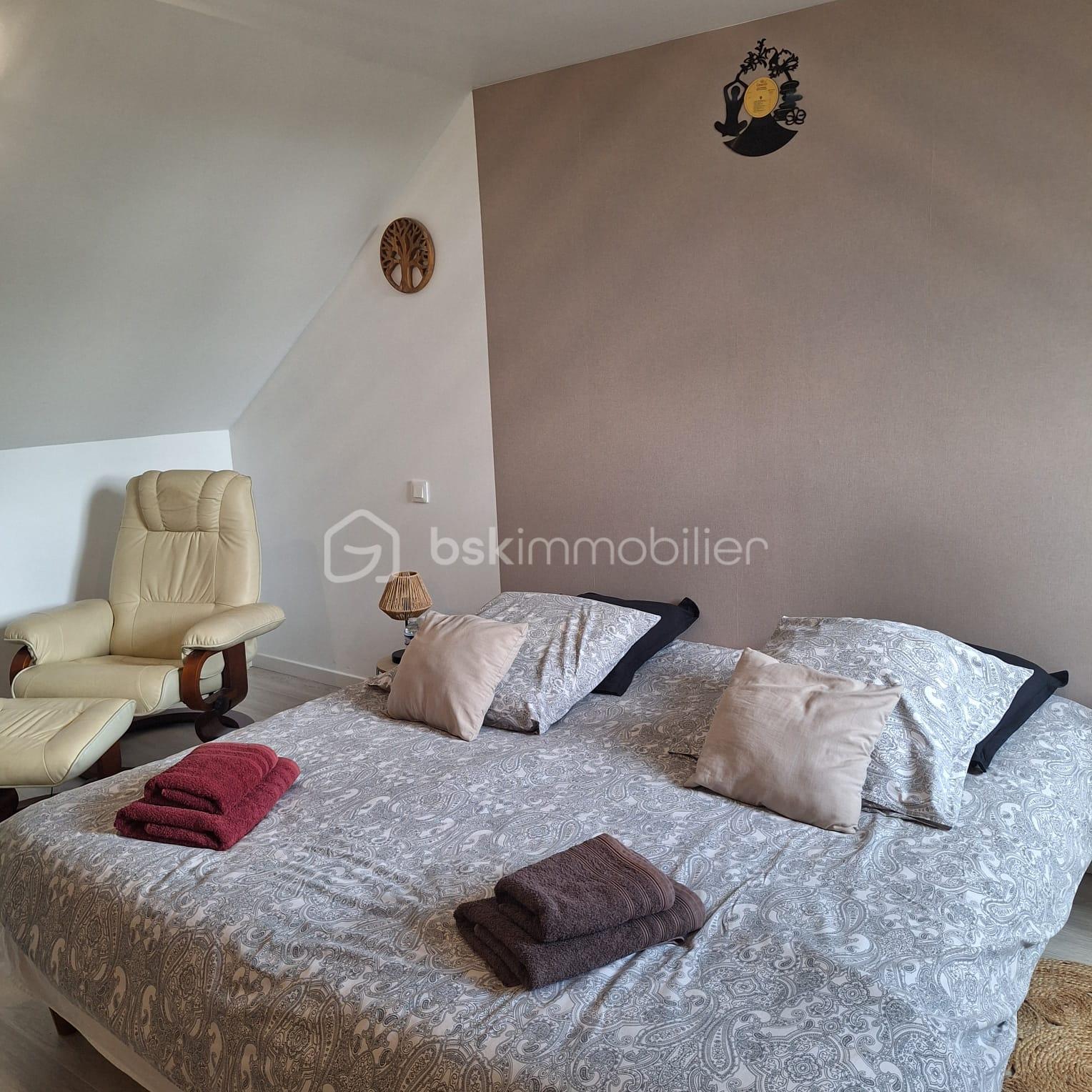 Maison en pierre de 170 m² - 104c414f-6f2e-4de8-9cc6-1906240f3469.jpeg