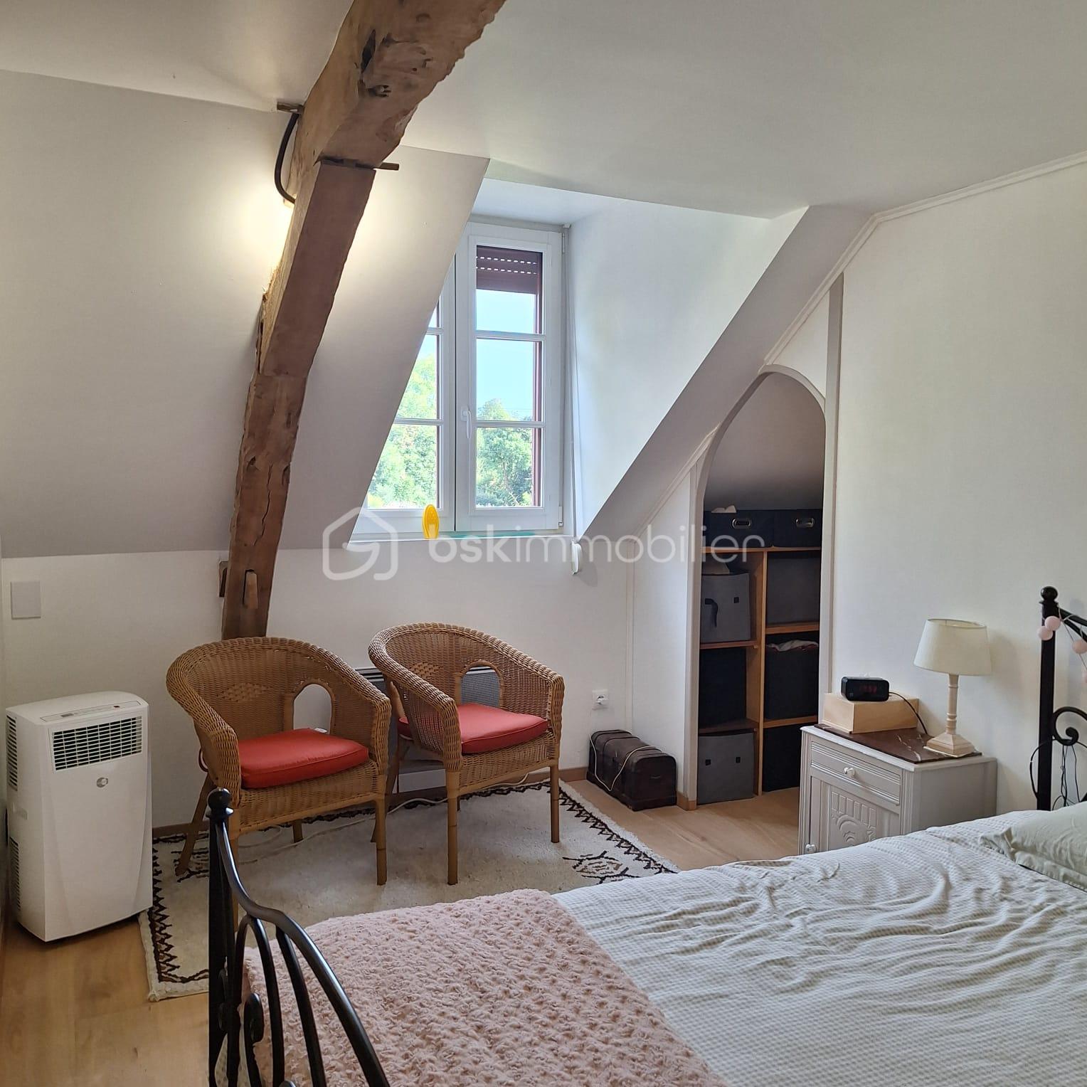 Maison en pierre de 170 m² - 130ffe3c-8a49-4270-b990-a40626d7643d.jpeg