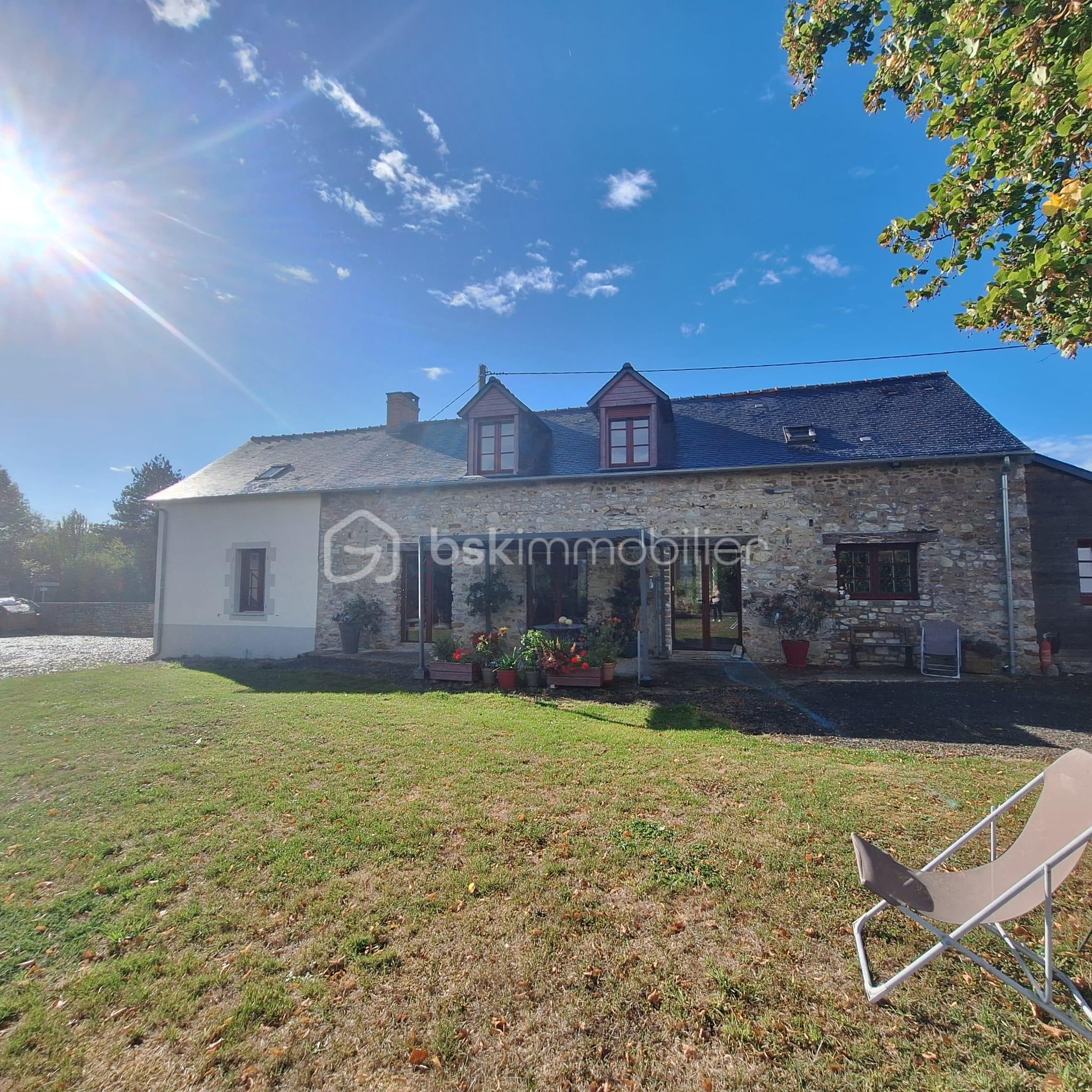 Maison en pierre de 170 m² - 8056c249-237c-4038-8f5b-e129fce1dd41.jpeg