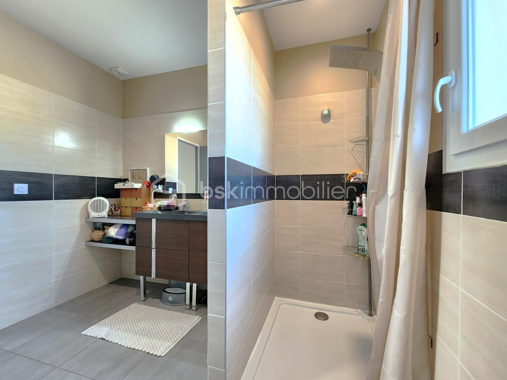 Villa de 107 m² - f53216b3-bb56-4963-9501-b079a5a6e607.jpg