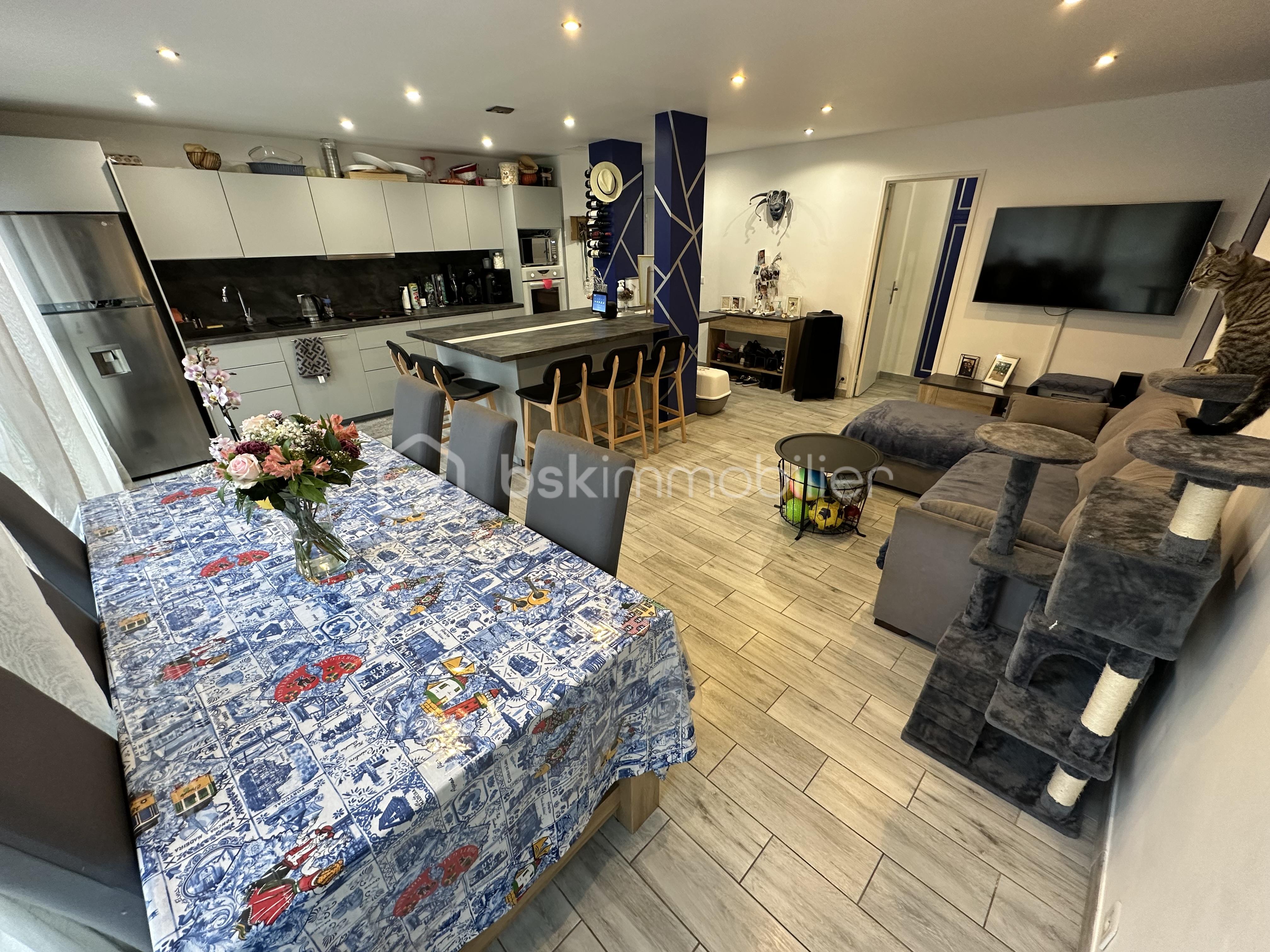 Appartement 4 pièces 75 m² · à Combs-la-Ville · 75 m² · 205 000 €