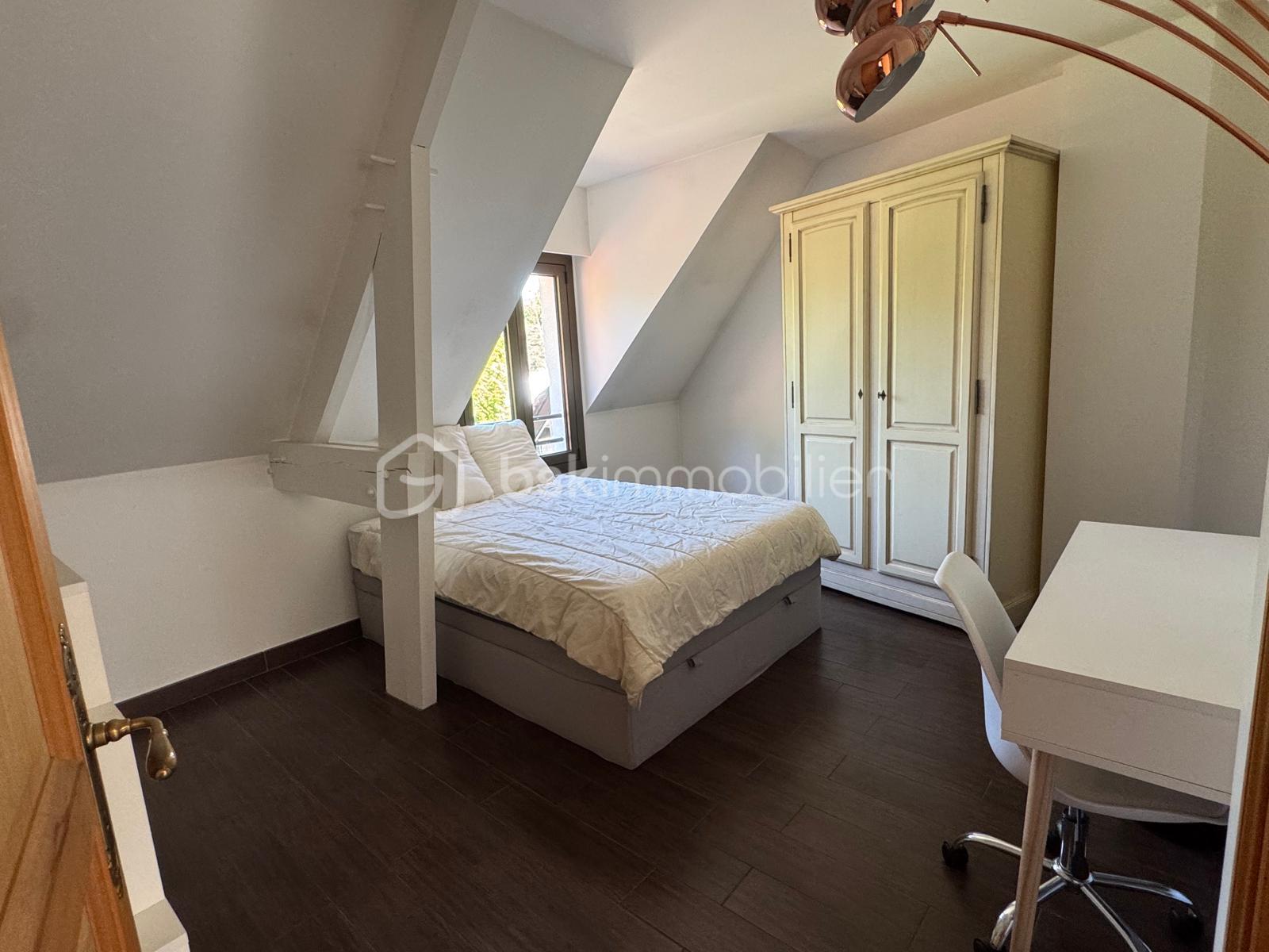 Demeure de 324 m² - PHOTO-2025-10-27-00-49-55 (2).jpg