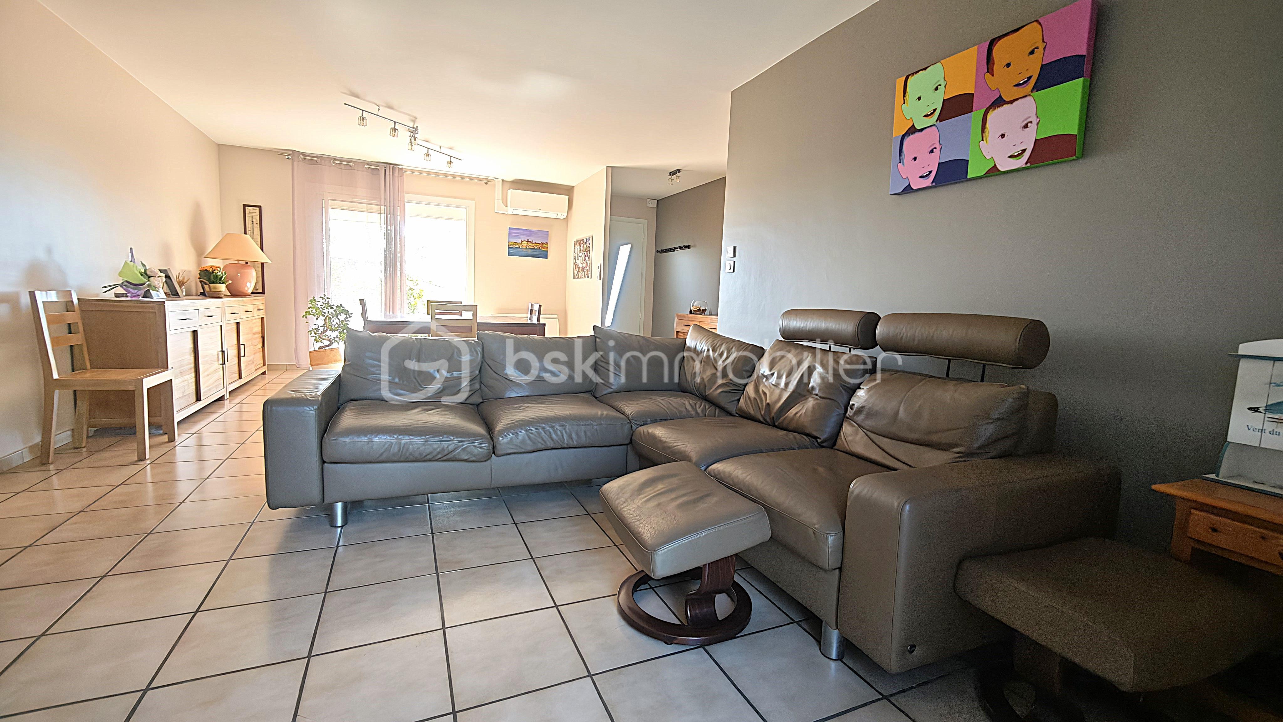 Maison de 92 m² - lemesle_maison_garidech_t4_salon.jpg