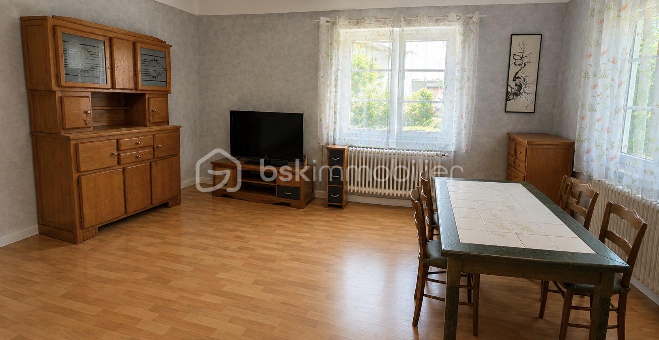 Maison 4 pièces 80 m² · à Saint-Clair-du-Rhône · 80 m² · 270 000 €