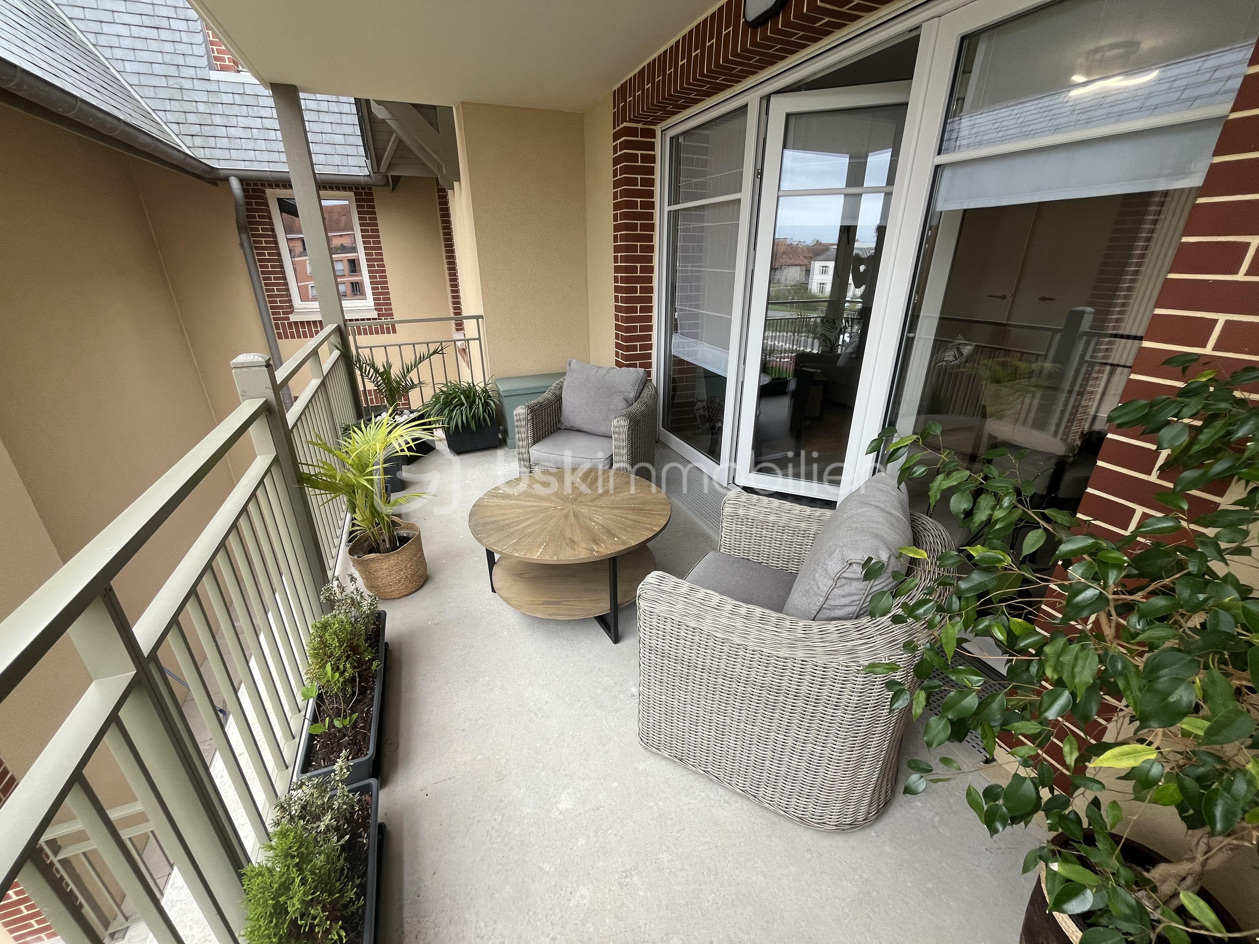 Appartement 2 pièces 50 m² · à Pont-l'Évêque · 50 m² · 264 000 €