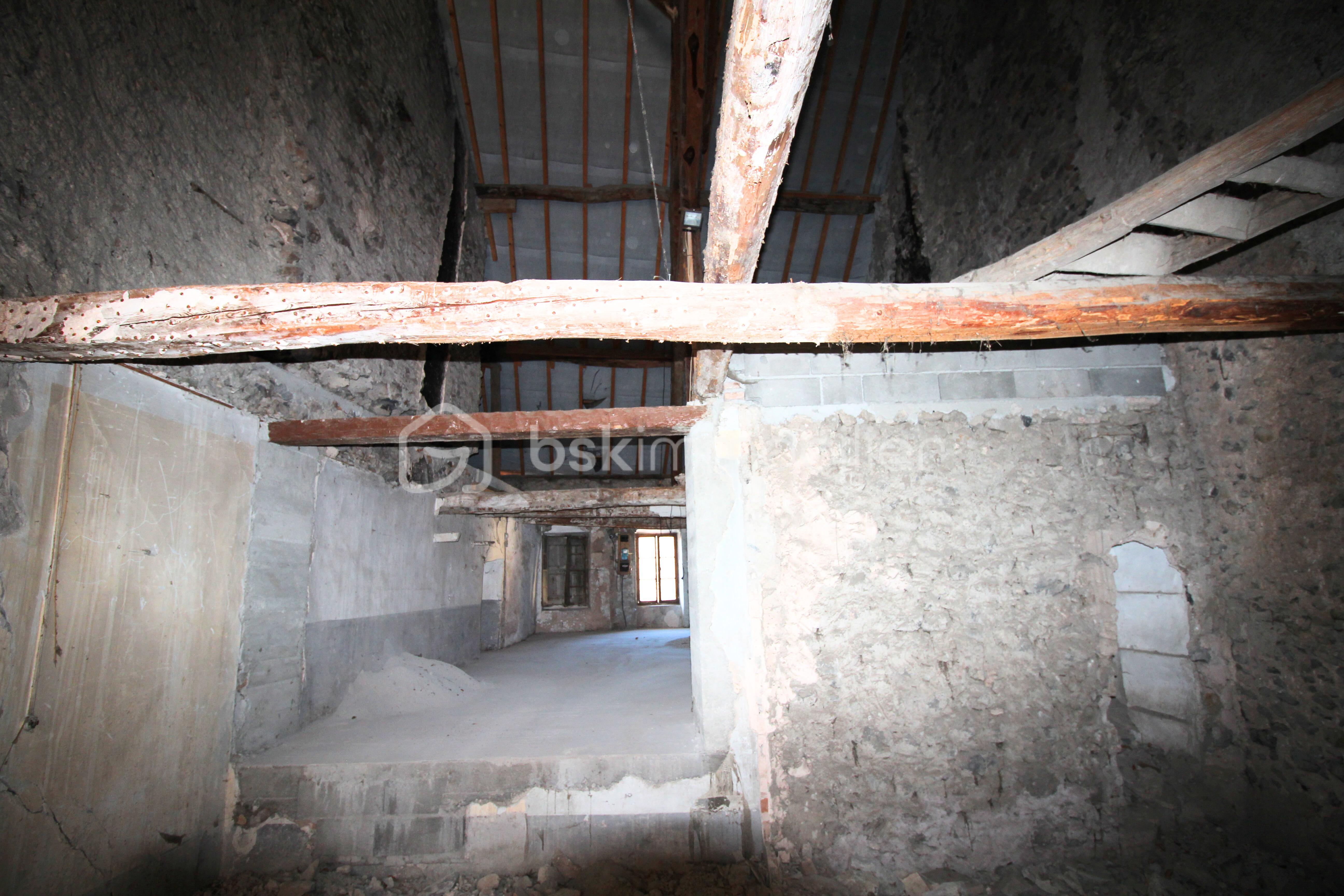 Maison de 150 m² - 3e4e2acb-abfa-44ef-ab73-f61510f81e82.jpg