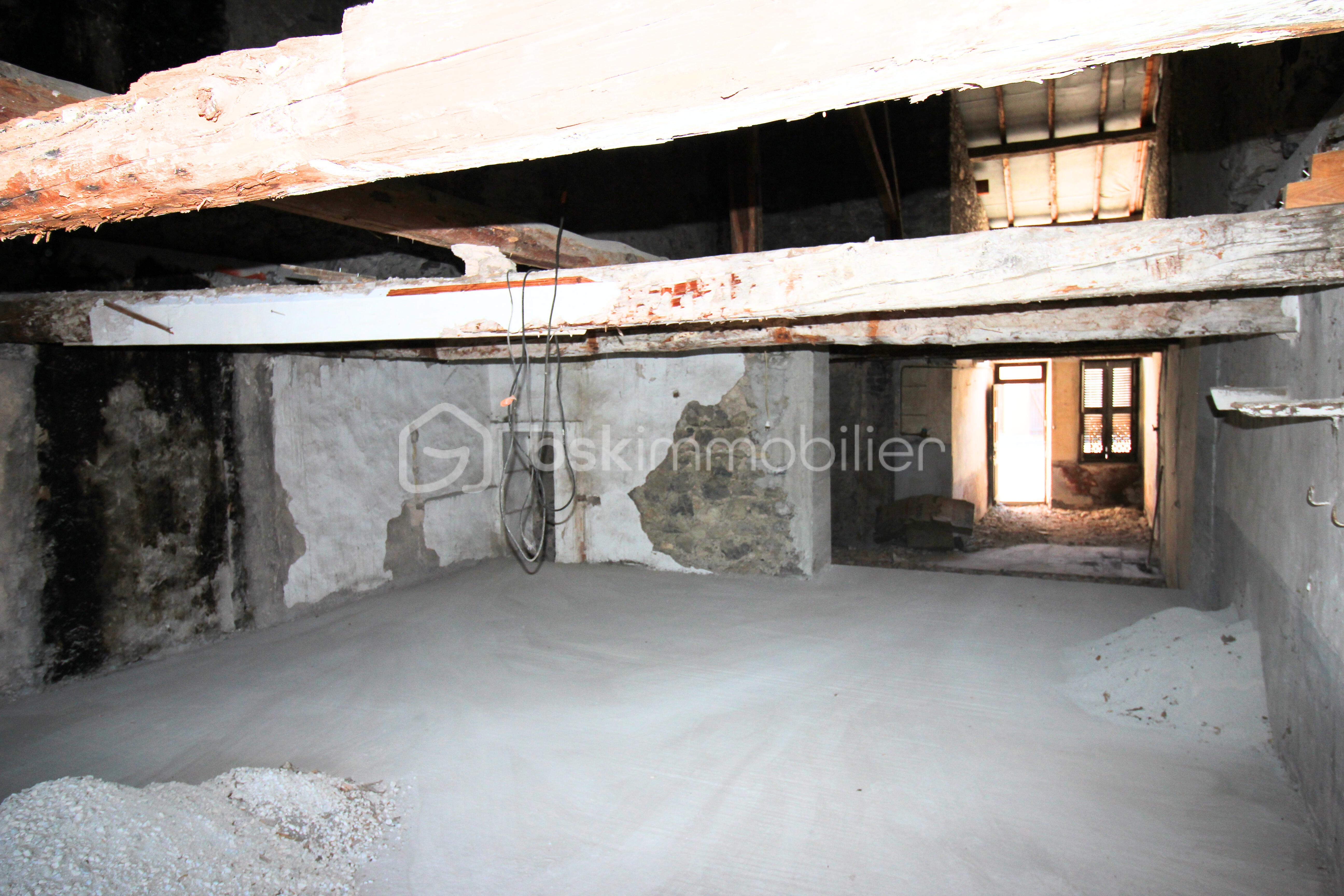 Maison de 150 m² - 6d74fcdf-1e2c-4fbb-b92e-9793c63f2678.jpg