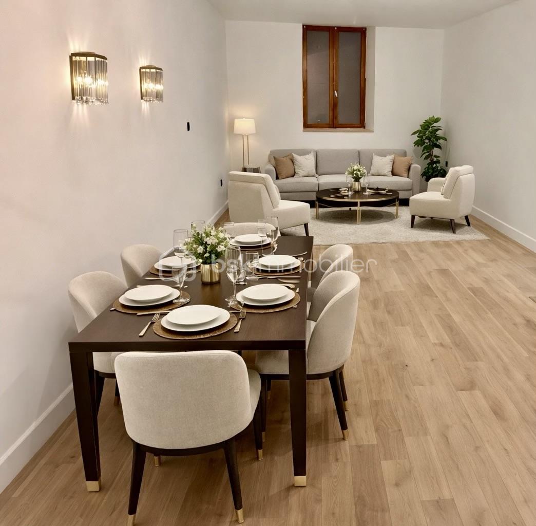 Maison de ville de 150 m² - 80294DC4-08EA-4C4A-8ED2-AC6726660EF8.jpeg