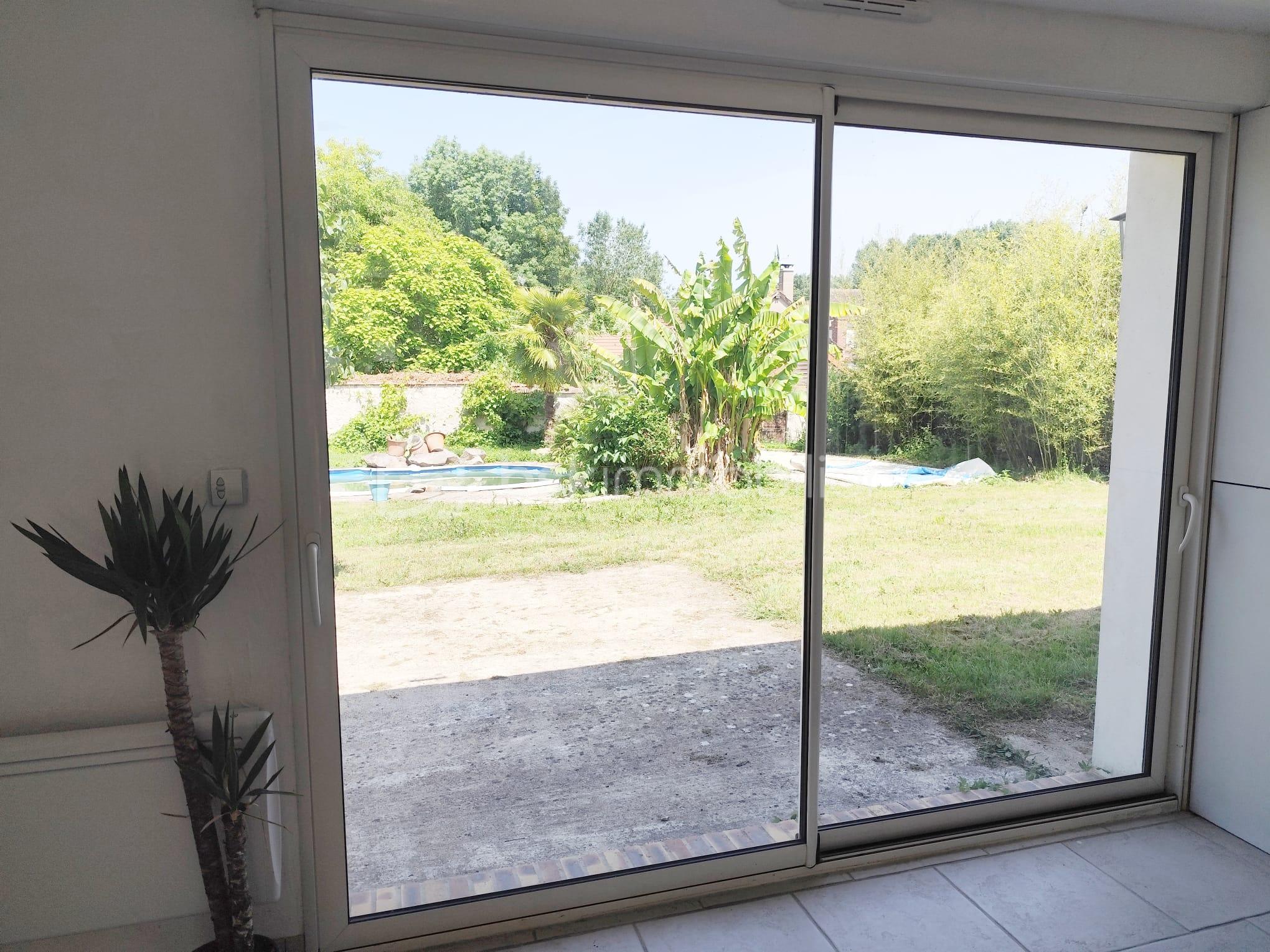 Maison traditionnelle de 110 m² - PHOTO-2025-09-29-18-49-42.jpg