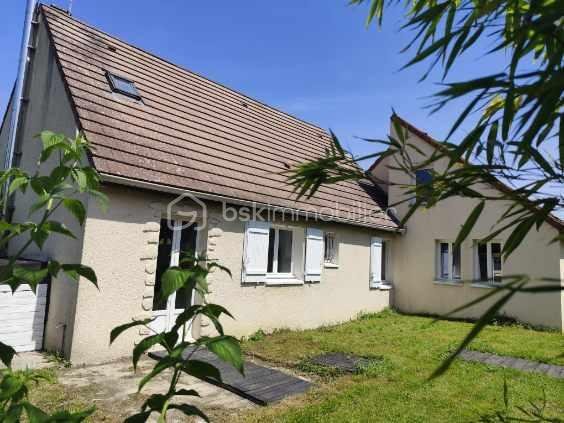 Maison traditionnelle de 110 m² - image000005.jpeg