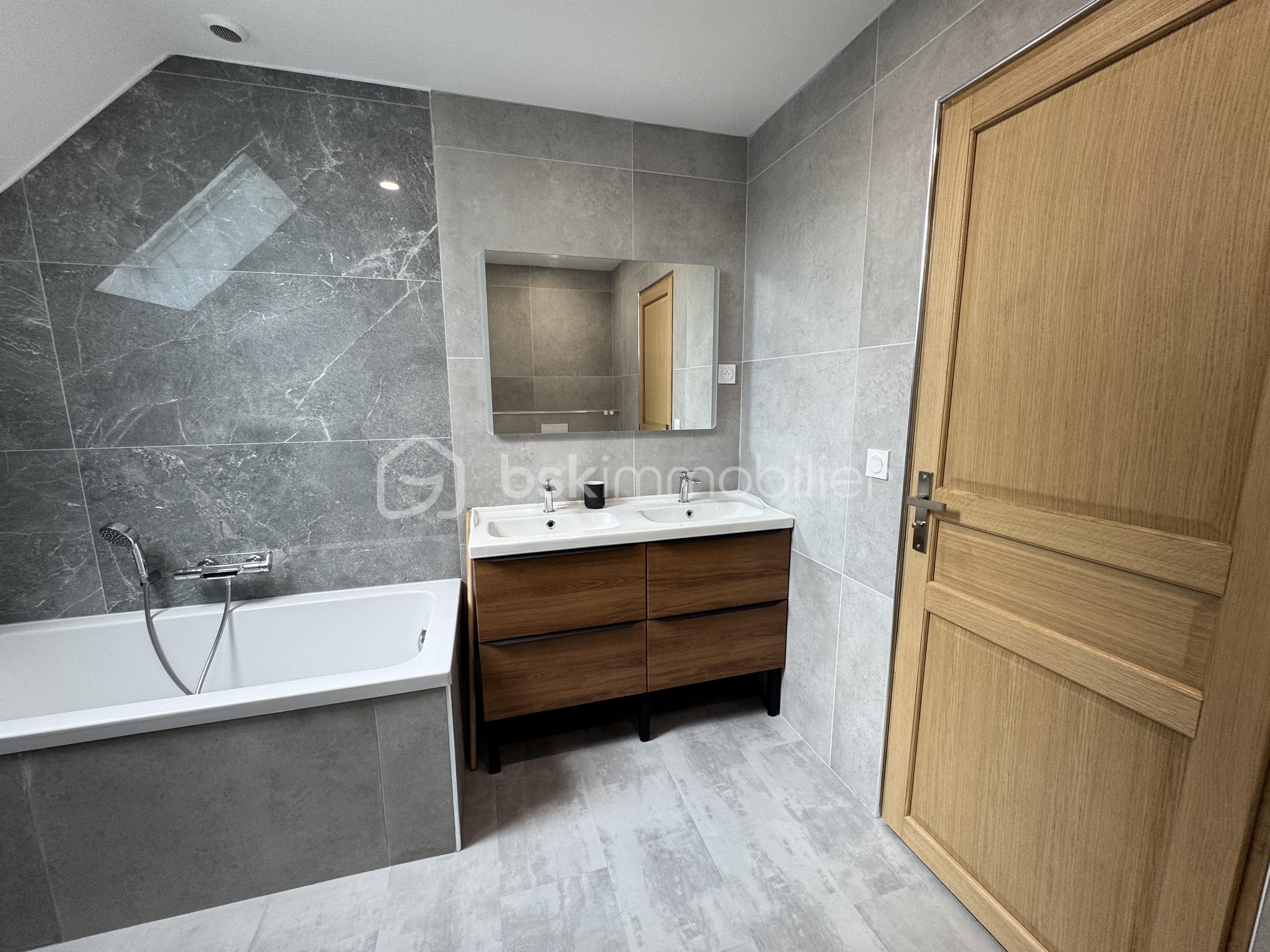 Maison de 98 m² - SDB BIS.JPG