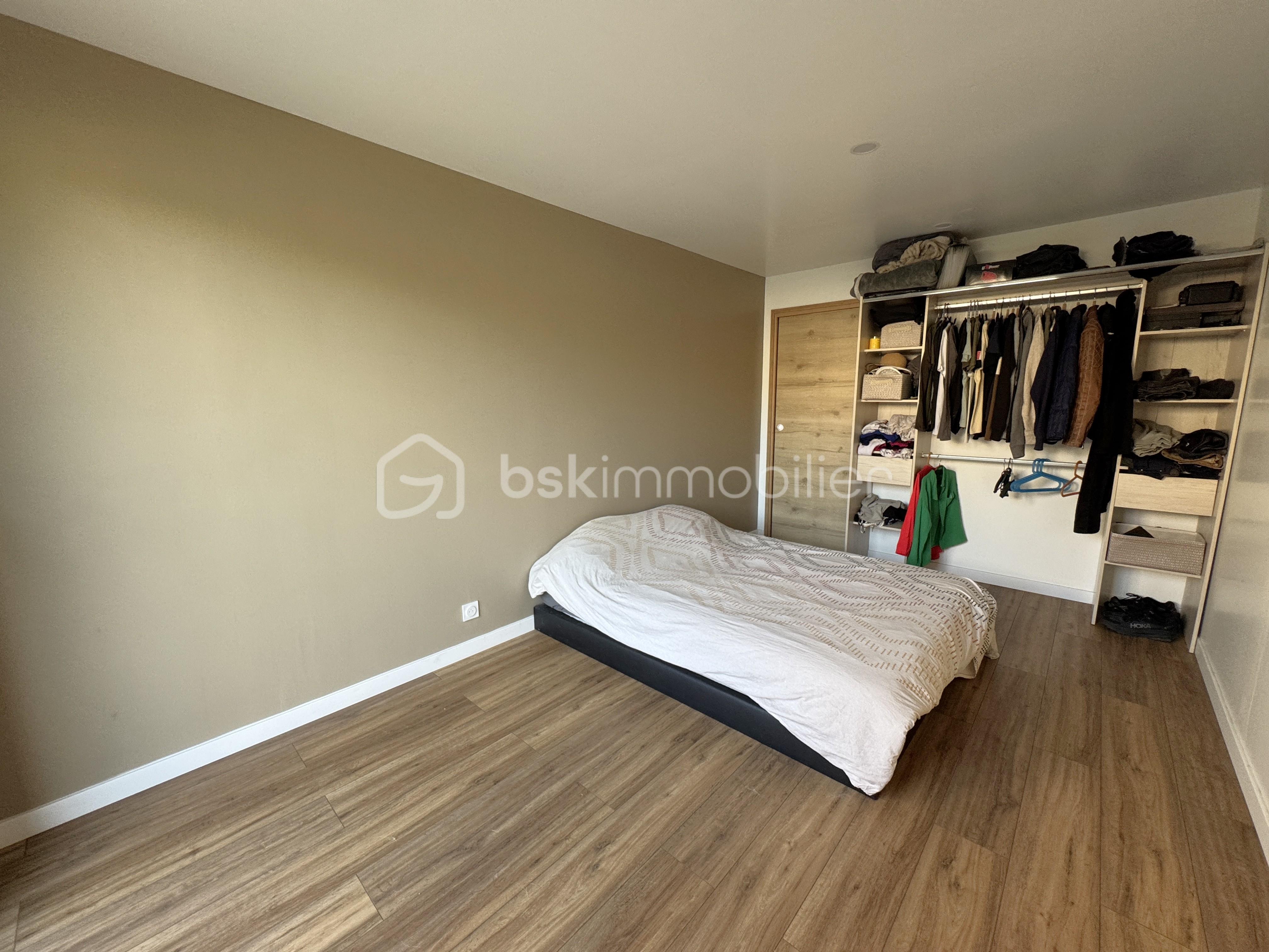 Maison de 98 m² - chambre parentale bis.JPG